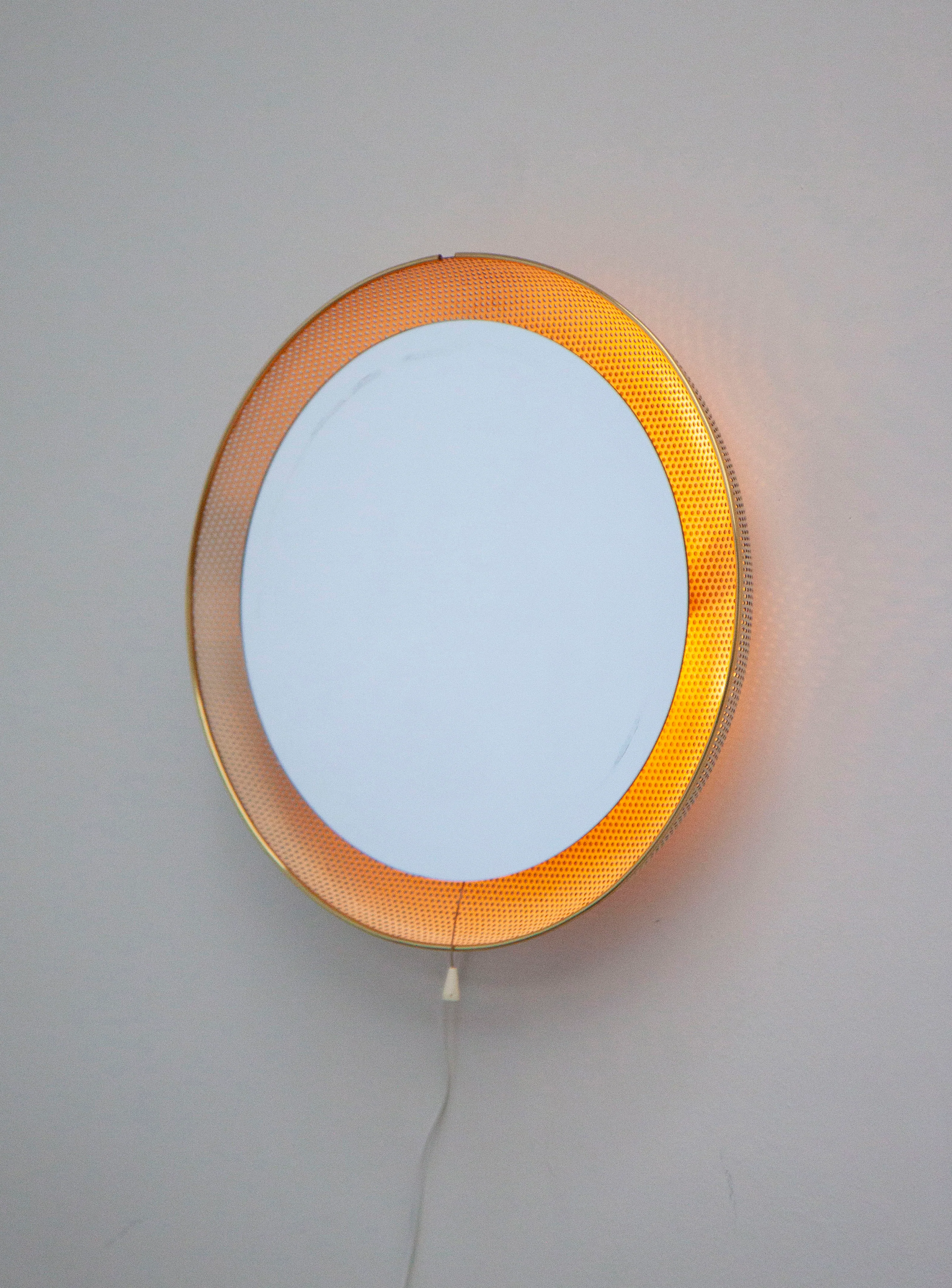 Artimeta Wall Mirror with Lamp by Floris Fiedeldij
