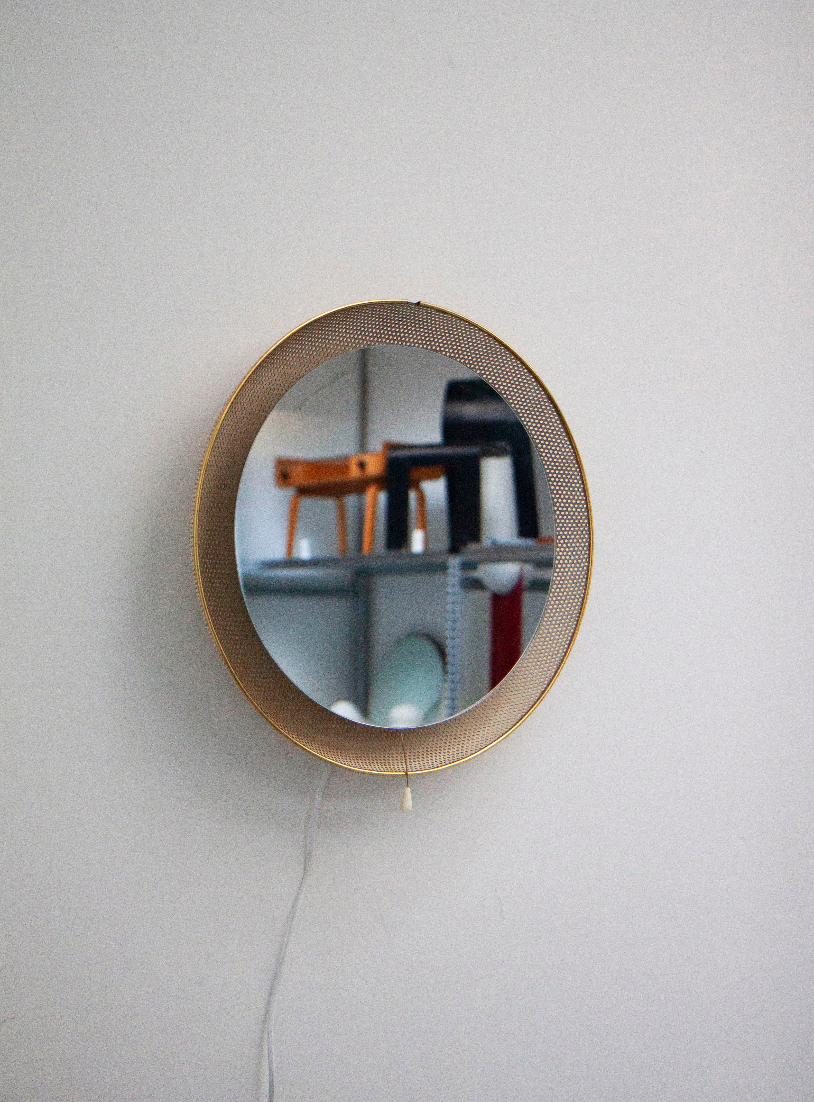 Artimeta Wall Mirror with Lamp by Floris Fiedeldij - Image 5