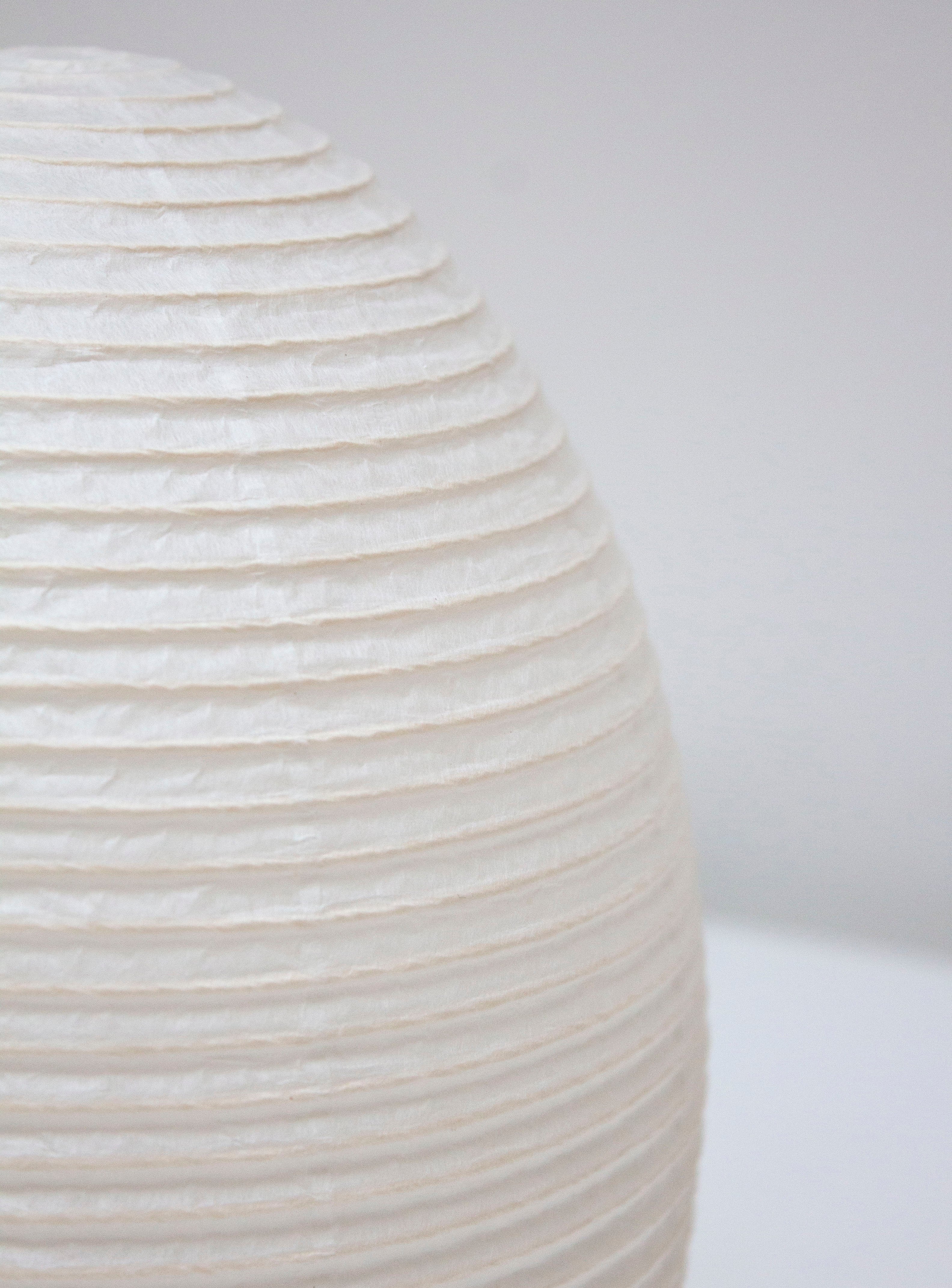 Paper Moon 01 Desk Lamp by Shigeru Uchida - Image 12