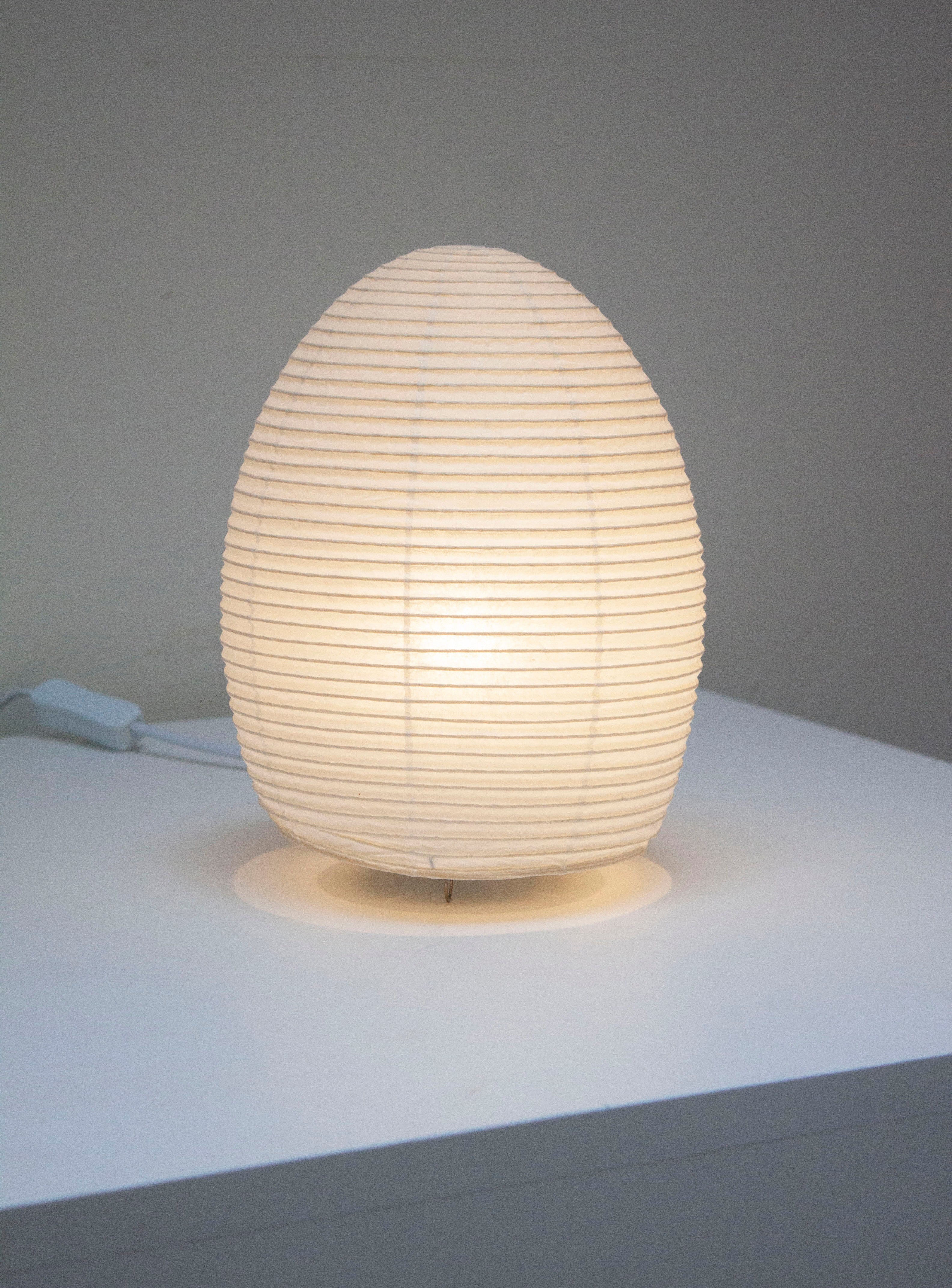 Paper Moon 01 Desk Lamp by Shigeru Uchida - Image 6