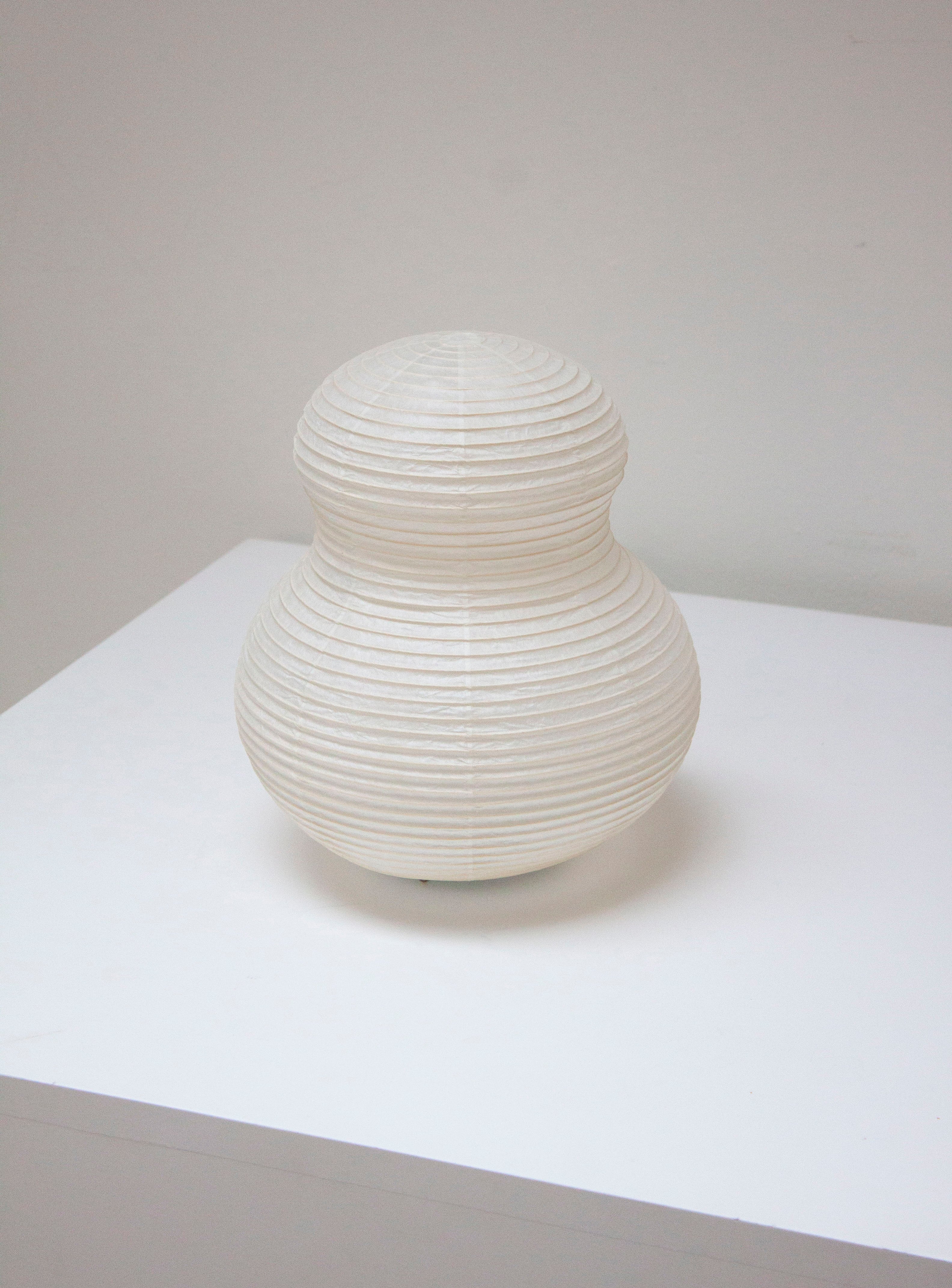 Paper Moon 02 Desk Lamp by Shigeru Uchida - Image 10