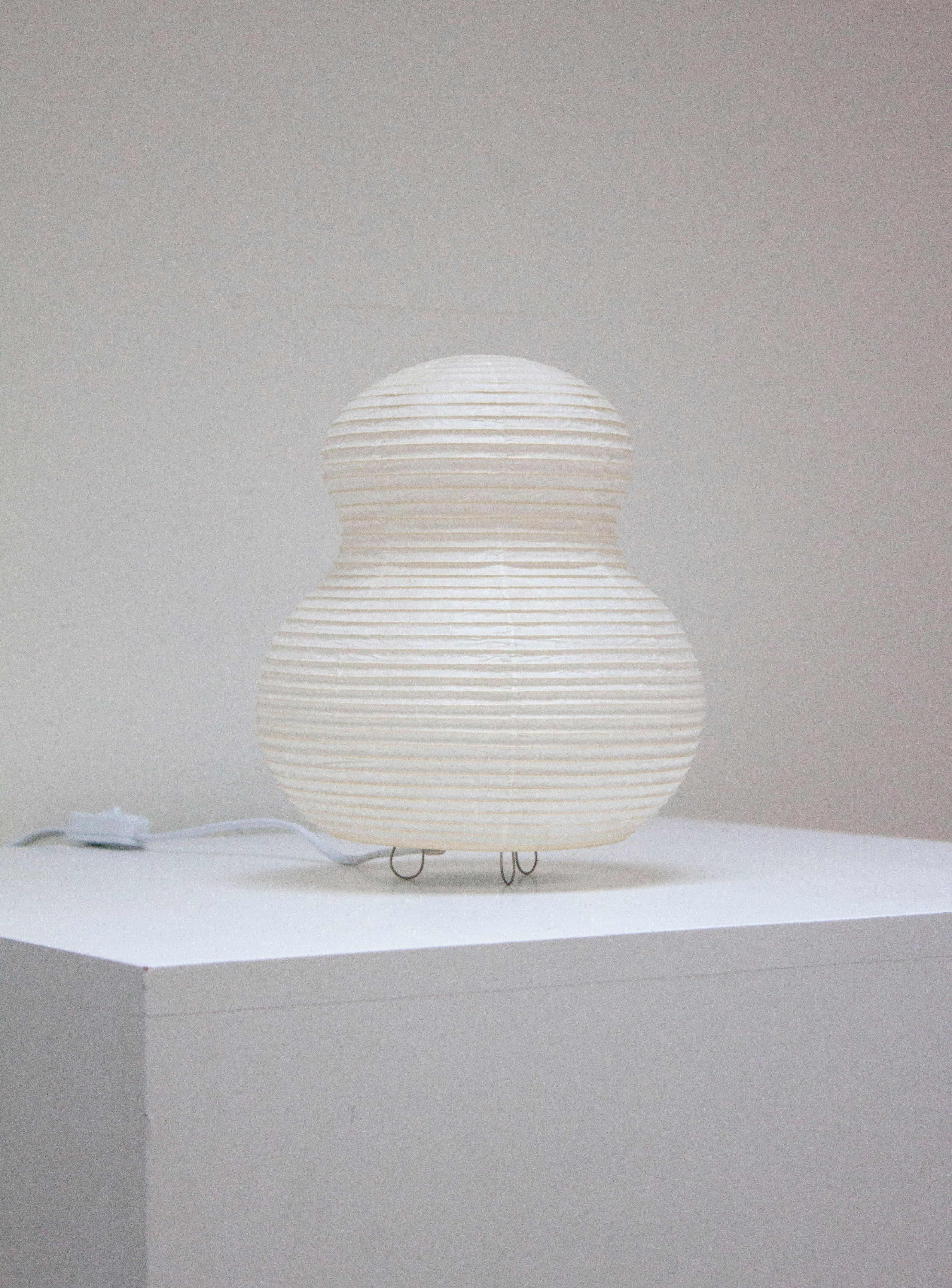 Paper Moon 02 Desk Lamp by Shigeru Uchida - Image 8