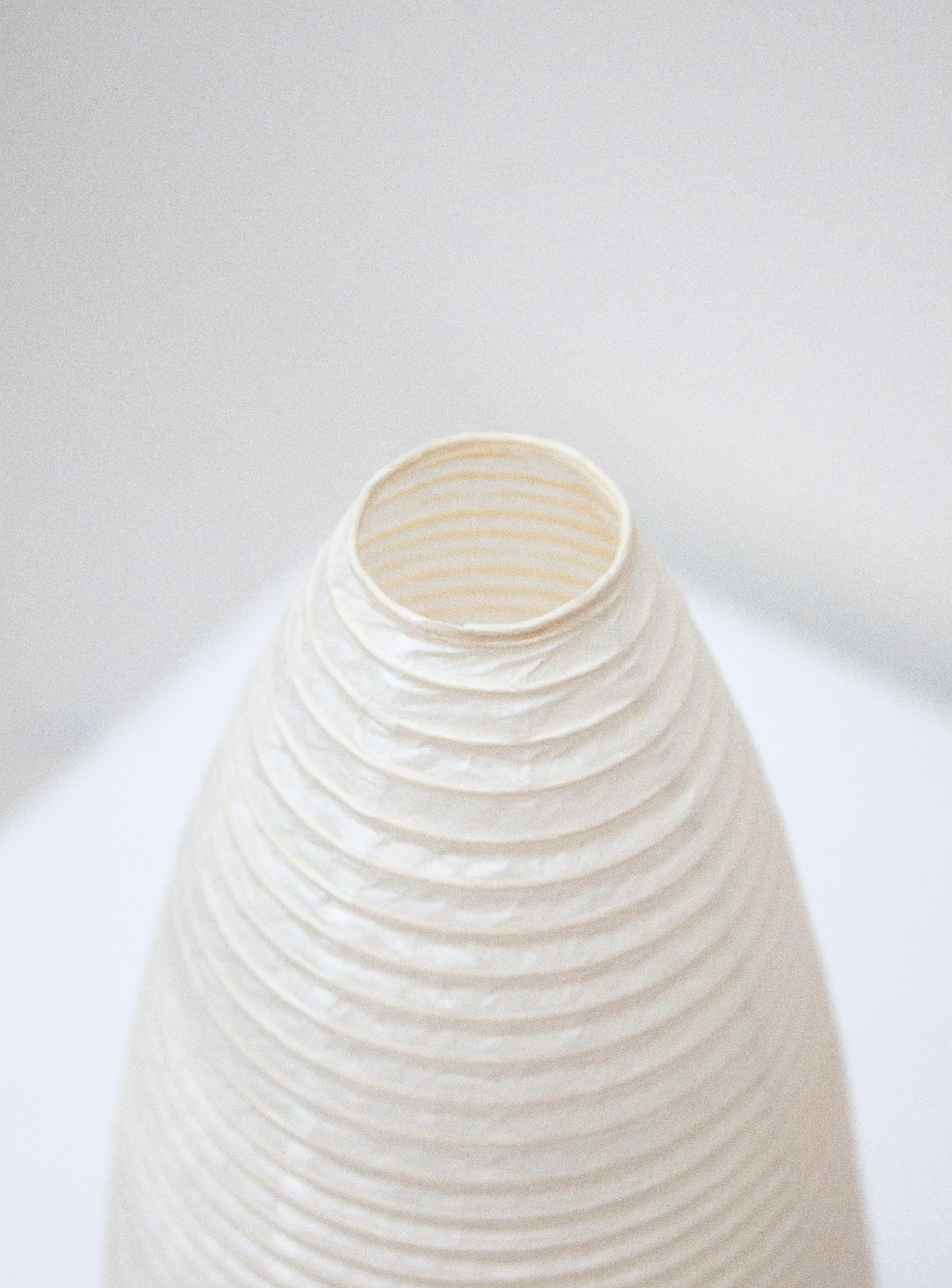 Paper Moon 03 Desk Lamp by Shigeru Uchida - Image 14