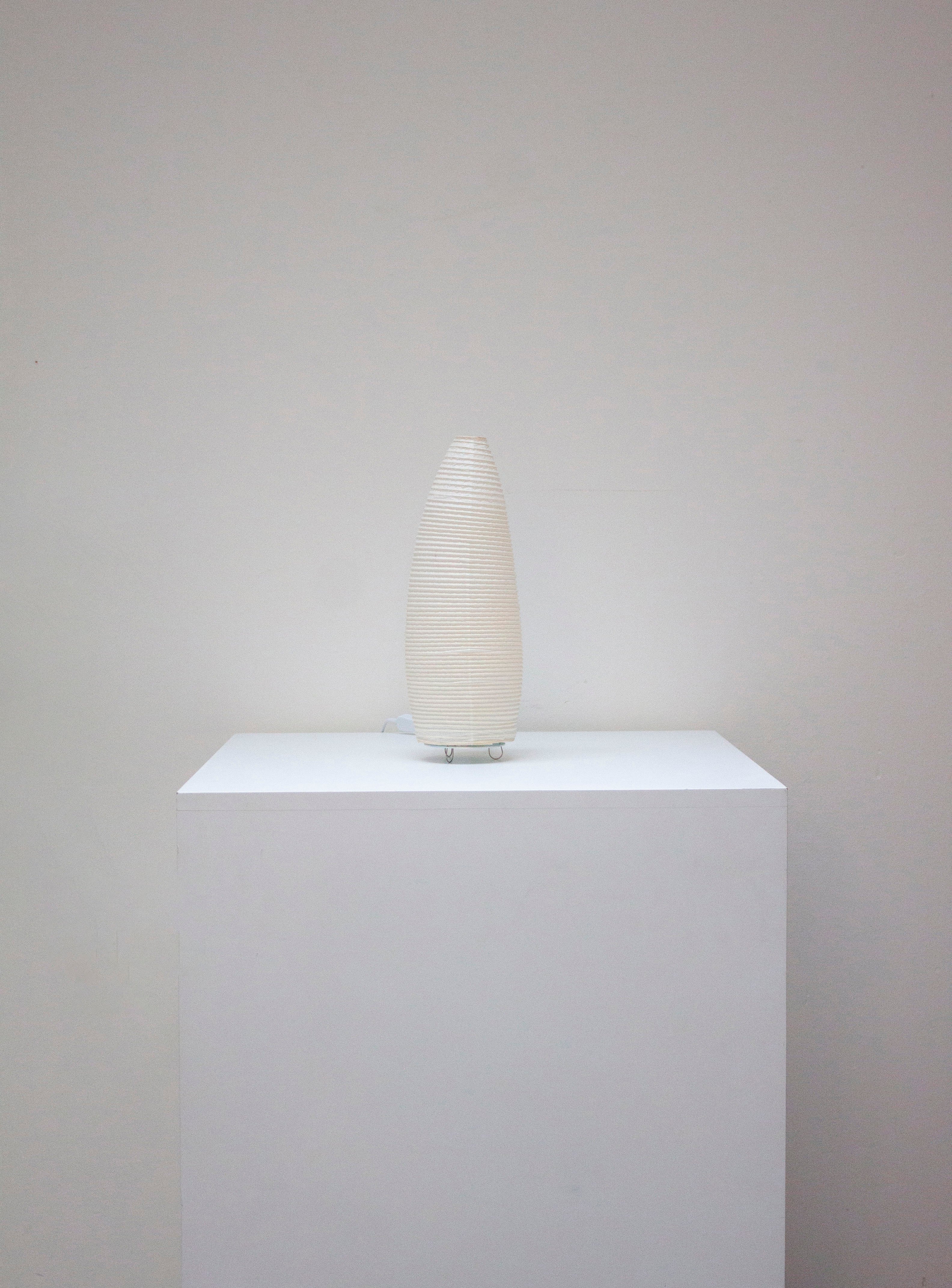 Paper Moon 03 Desk Lamp by Shigeru Uchida - Image 5