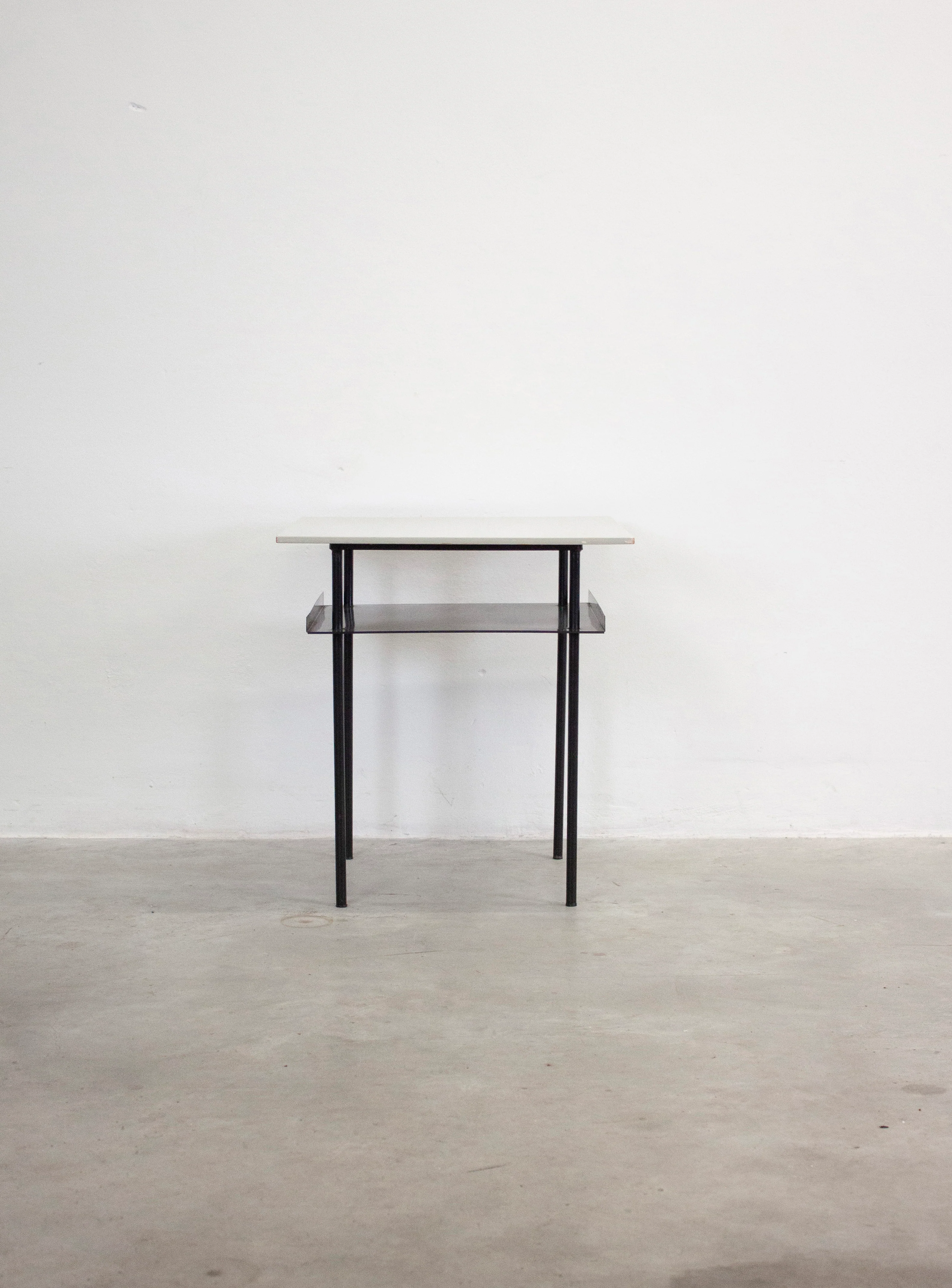 Auping Side Table by Wim Rietveld (Grey) - Image 11