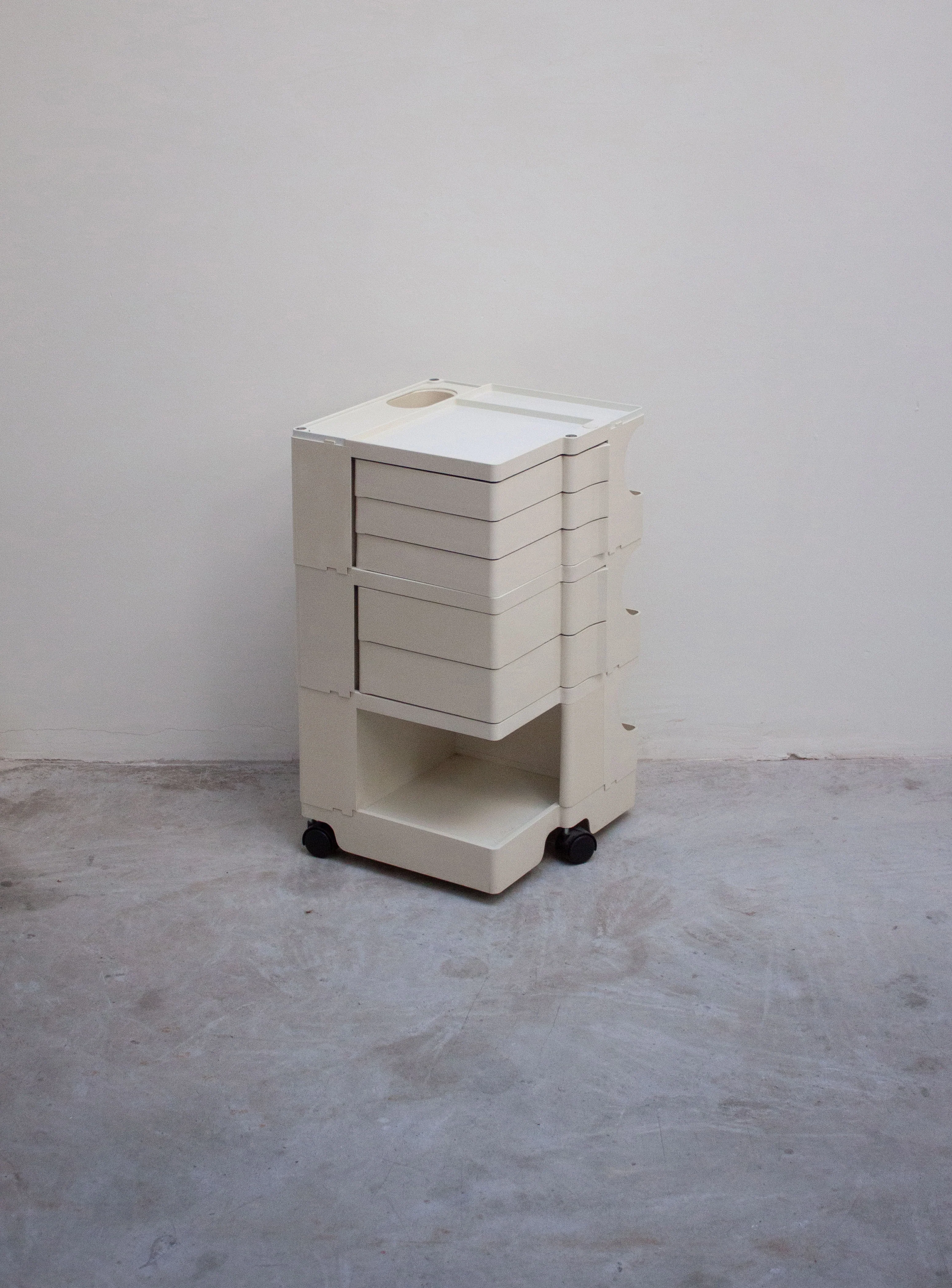 Bieffeplast Boby Trolley by Joe Colombo (White) - Image 4