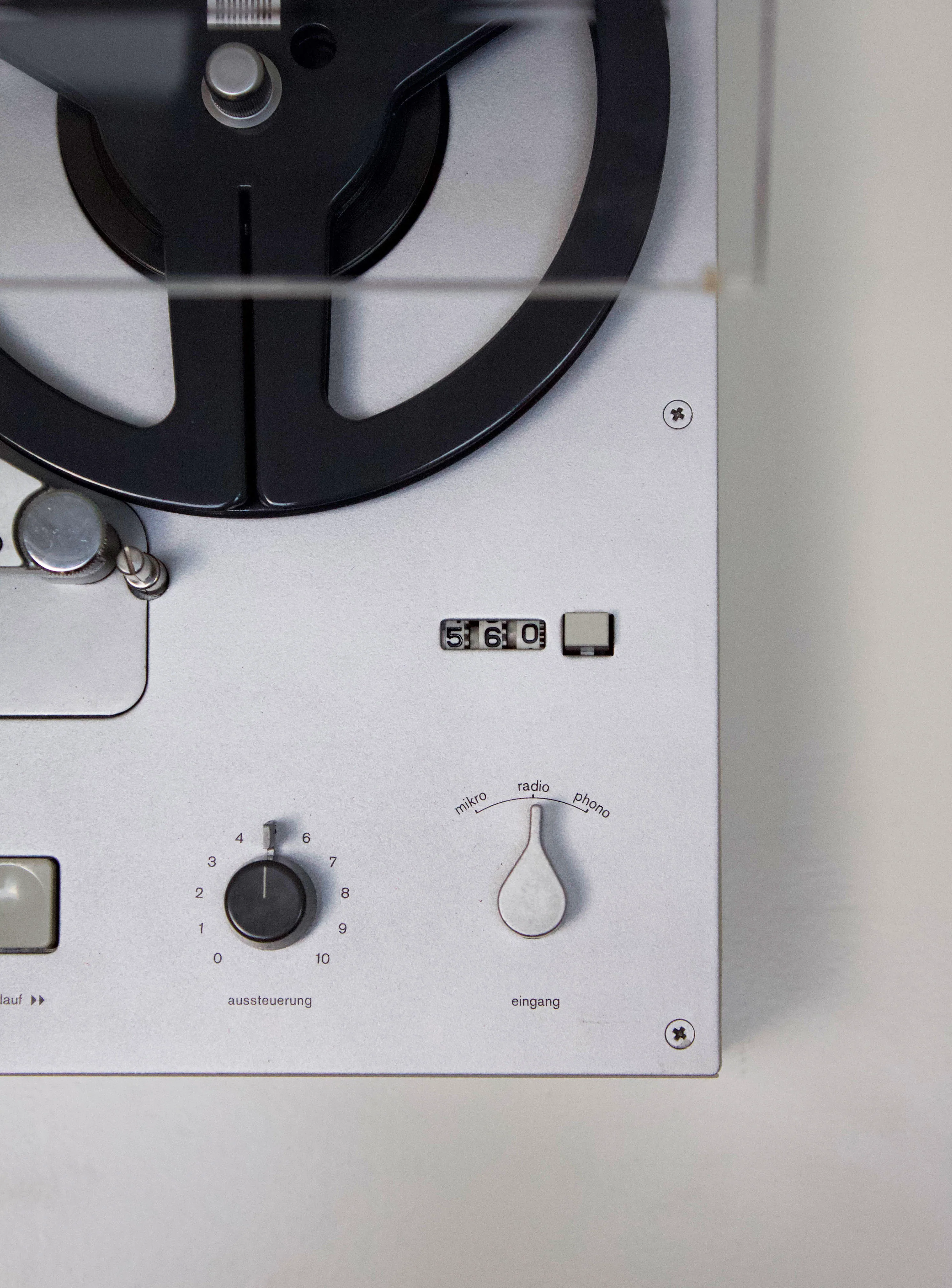 Braun Hi-Fi Wandanlage Stereo Wall Unit by Dieter Rams - Image 11