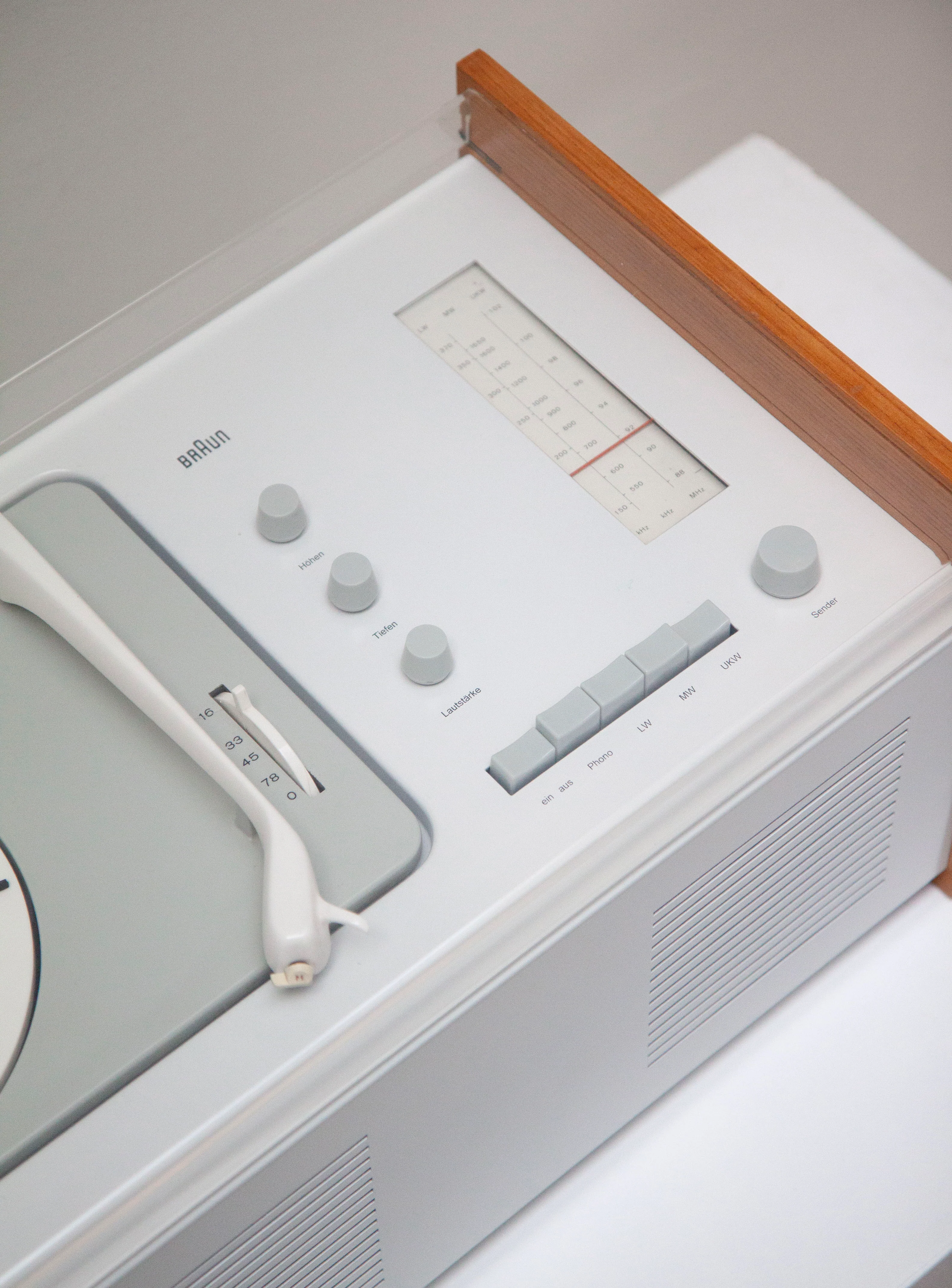 Braun SK5 Phonosuper by Hans Gugelot & Dieter Rams - Image 11