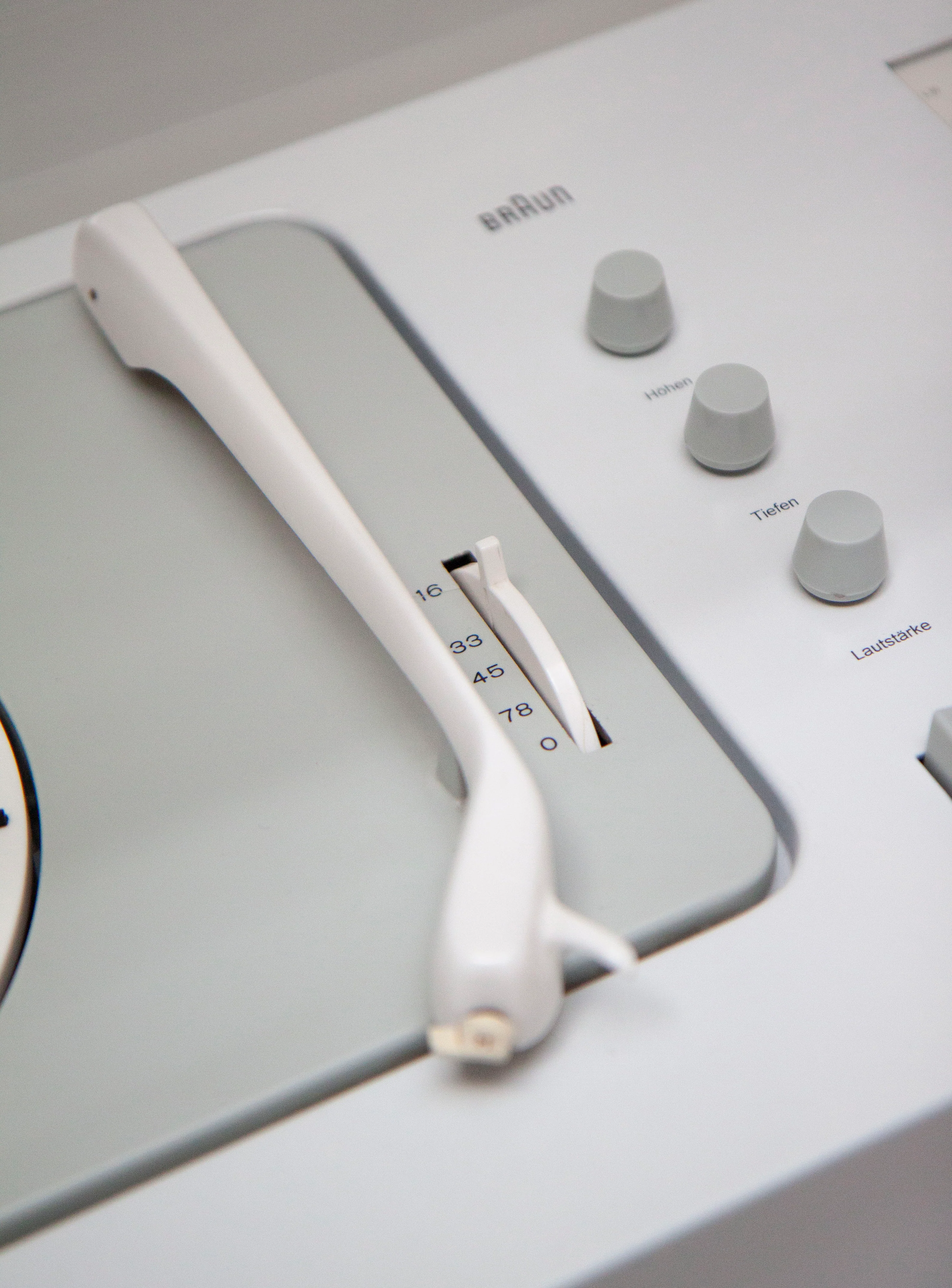 Braun SK5 Phonosuper by Hans Gugelot & Dieter Rams - Image 17