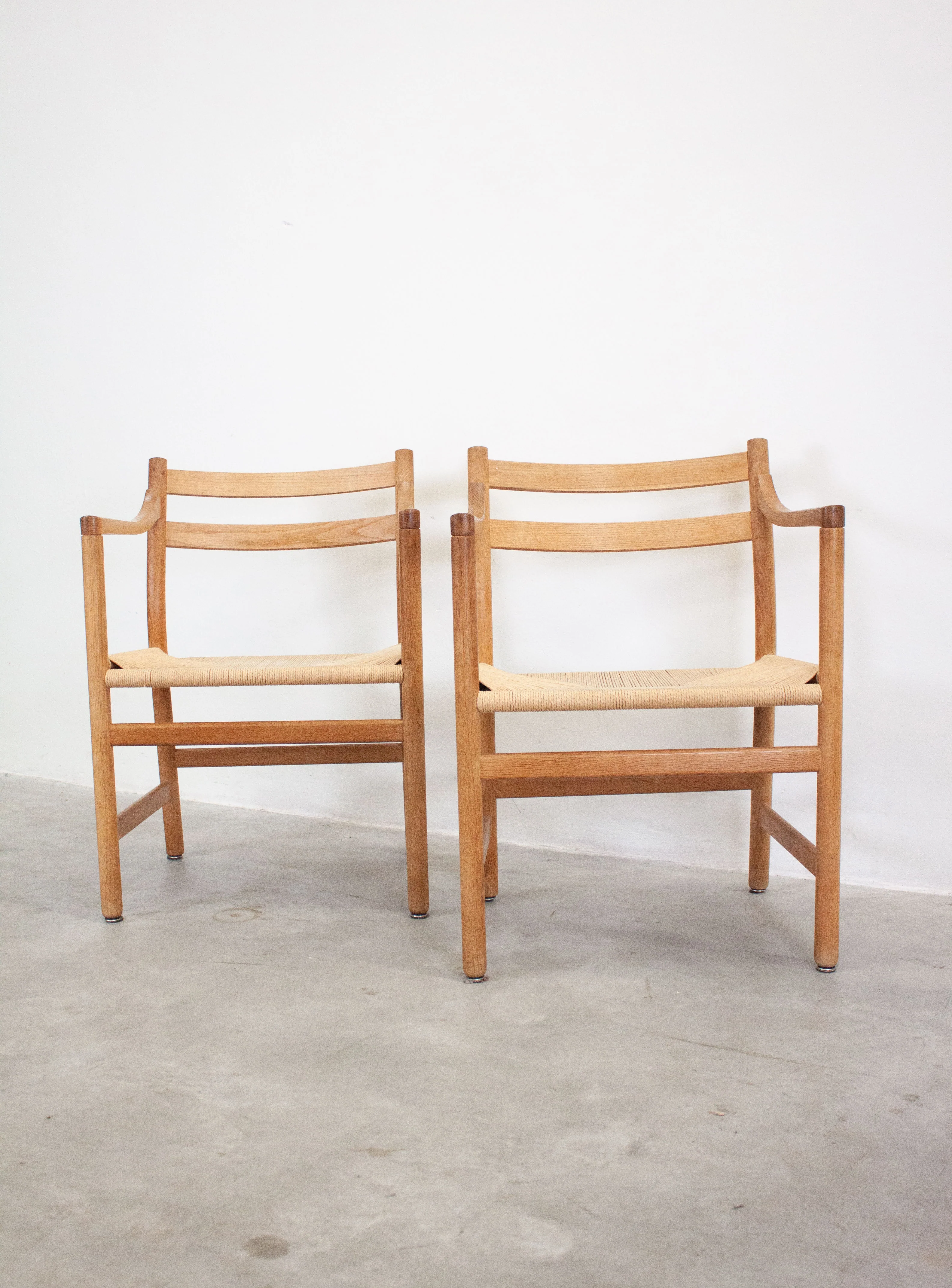Carl Hansen & Søn CH46 Dining Armchair by Hans J. Wegner - Image 4