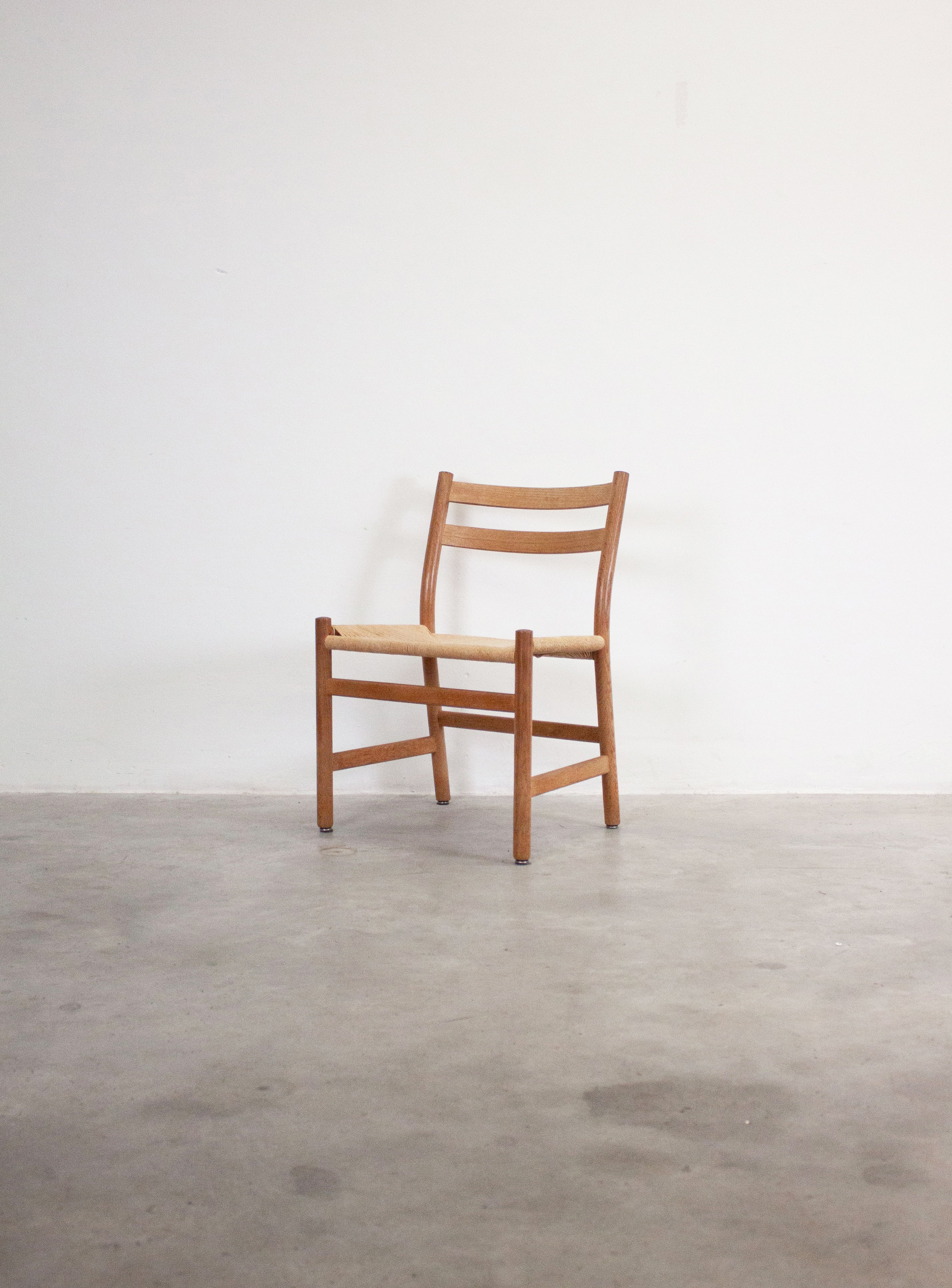 Carl Hansen & Søn CH47 Dining Chair by Hans J. Wegner - Image 30