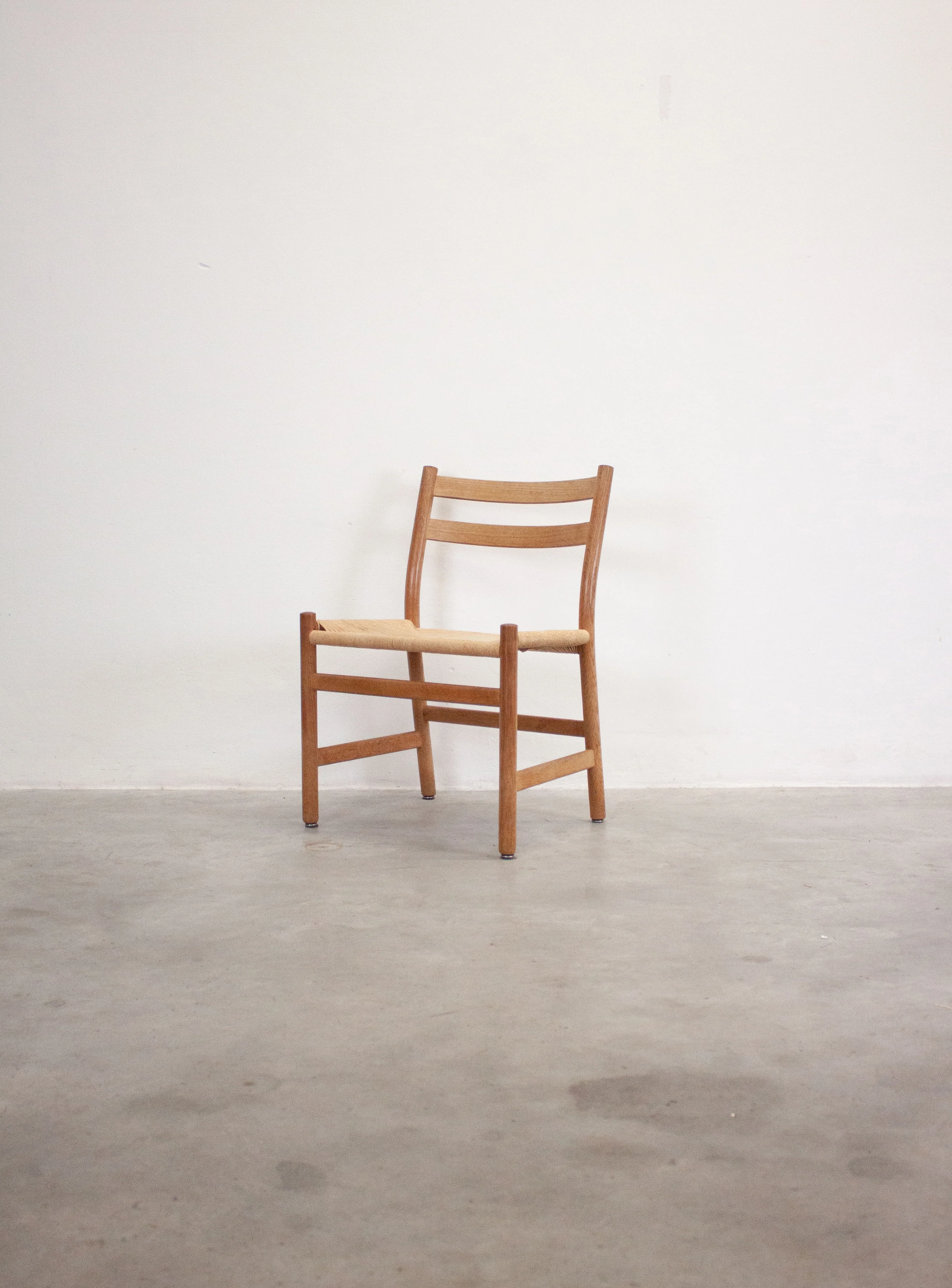 Carl Hansen & Søn CH47 Dining Chair by Hans J. Wegner - Image 31