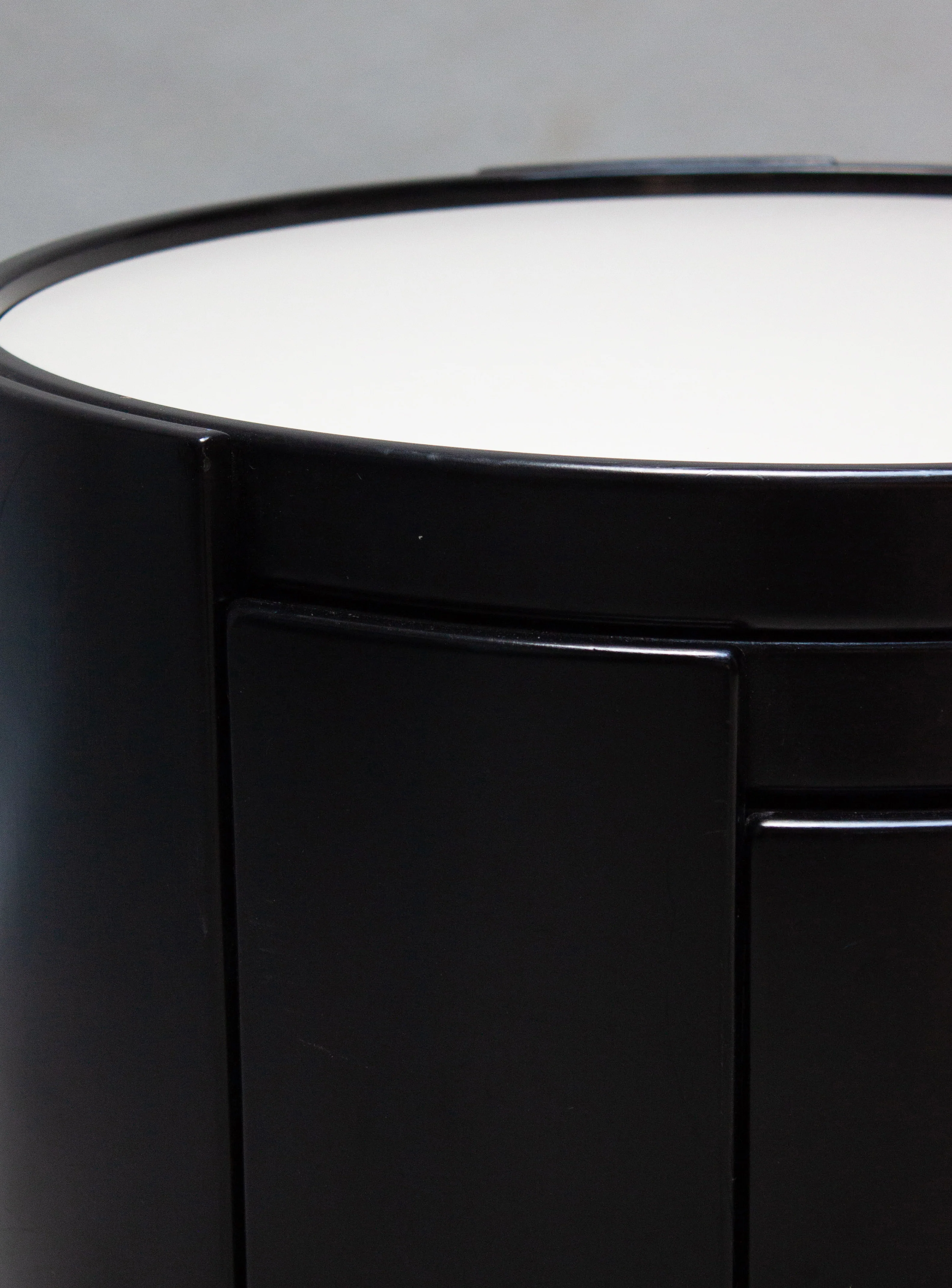 Cassina 783 Nesting Tables by Gianfranco Frattini (Black) - Image 11