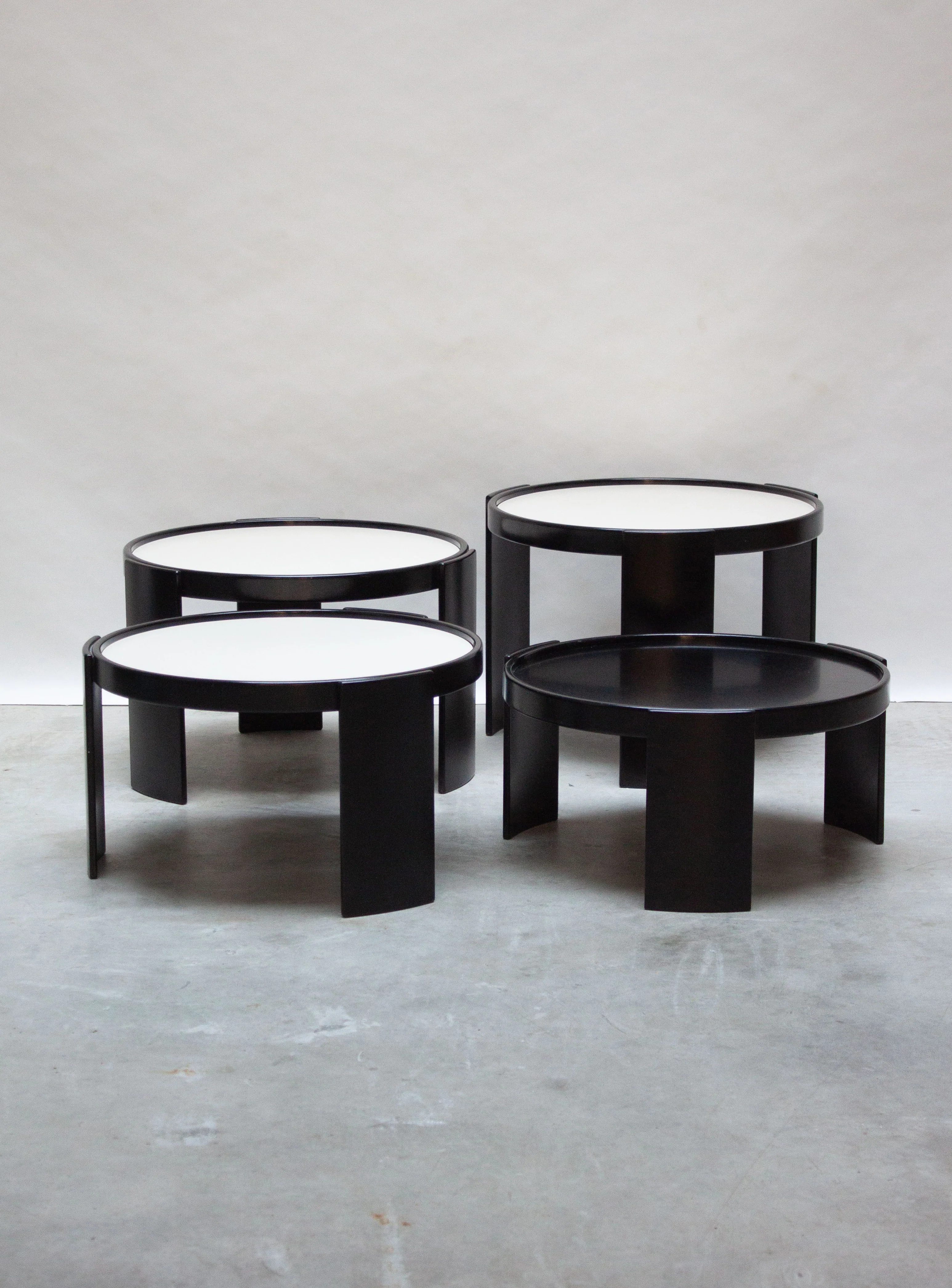 Cassina 783 Nesting Tables by Gianfranco Frattini (Black) - Image 15