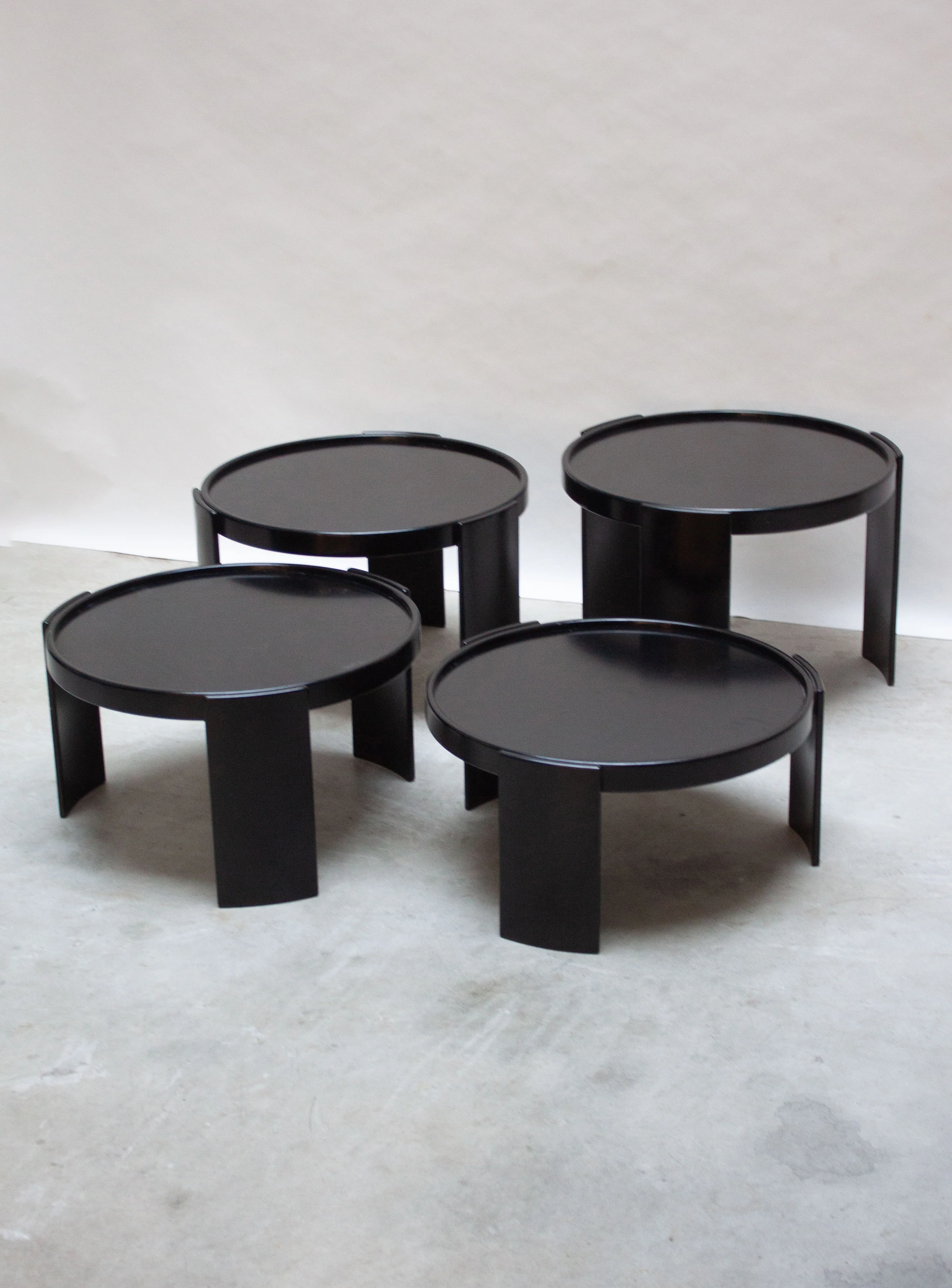 Cassina 783 Nesting Tables by Gianfranco Frattini (Black) - Image 21