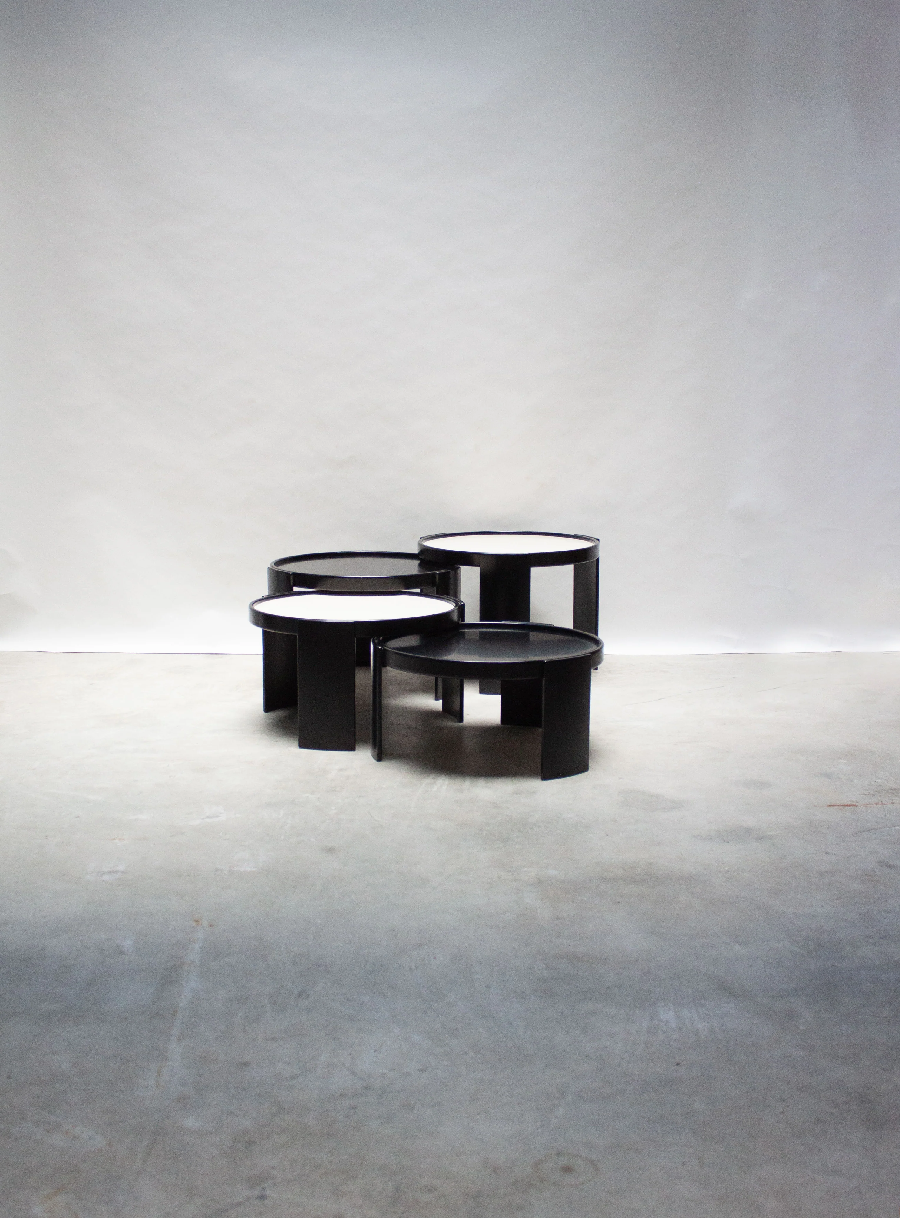 Cassina 783 Nesting Tables by Gianfranco Frattini (Black) - Image 25