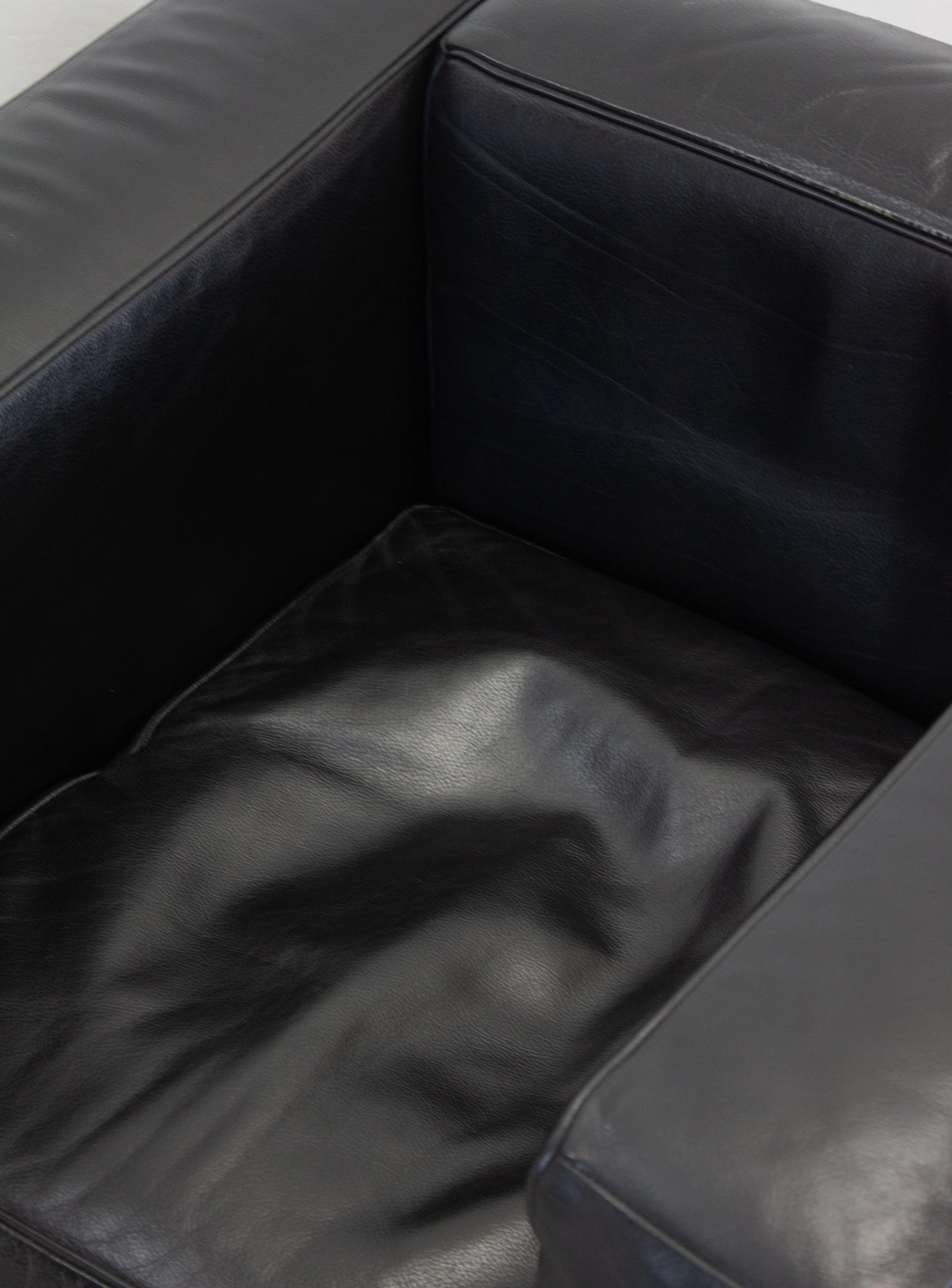 Cassina LC2 Lounge Chair by Le Corbusier (Black) - Image 19