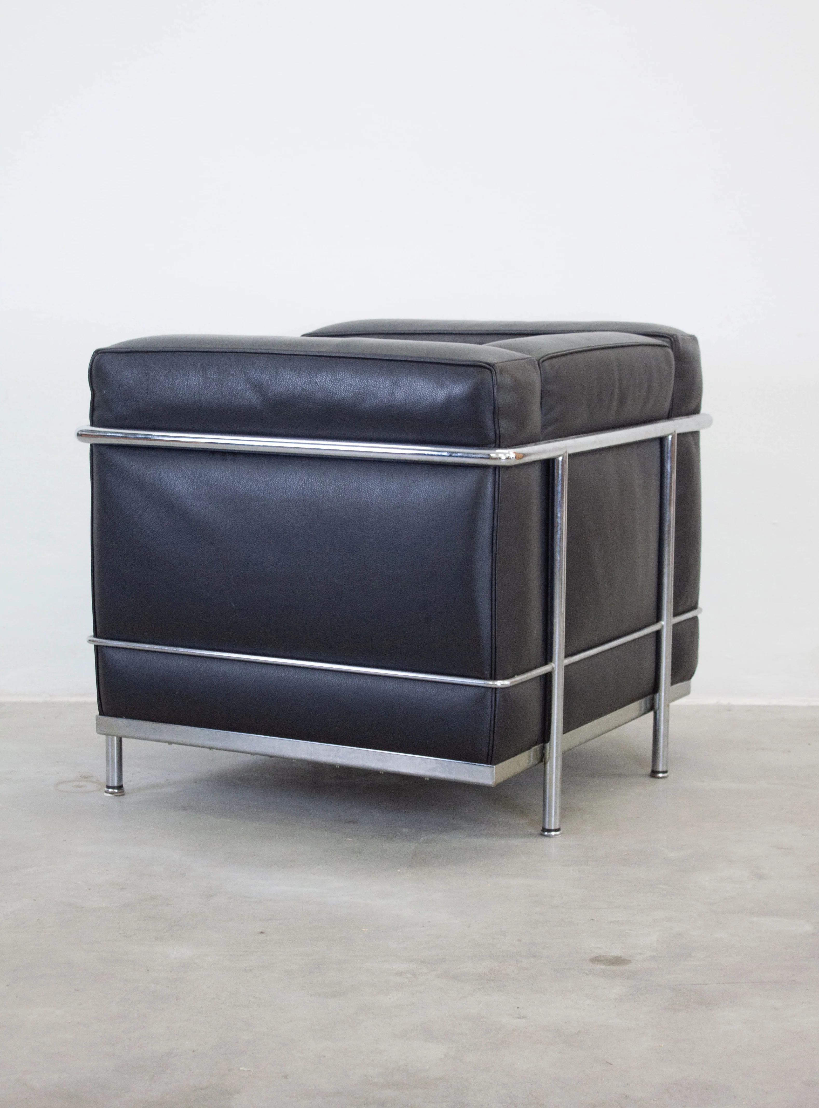 Cassina LC2 Lounge Chair by Le Corbusier (Black) - Image 13