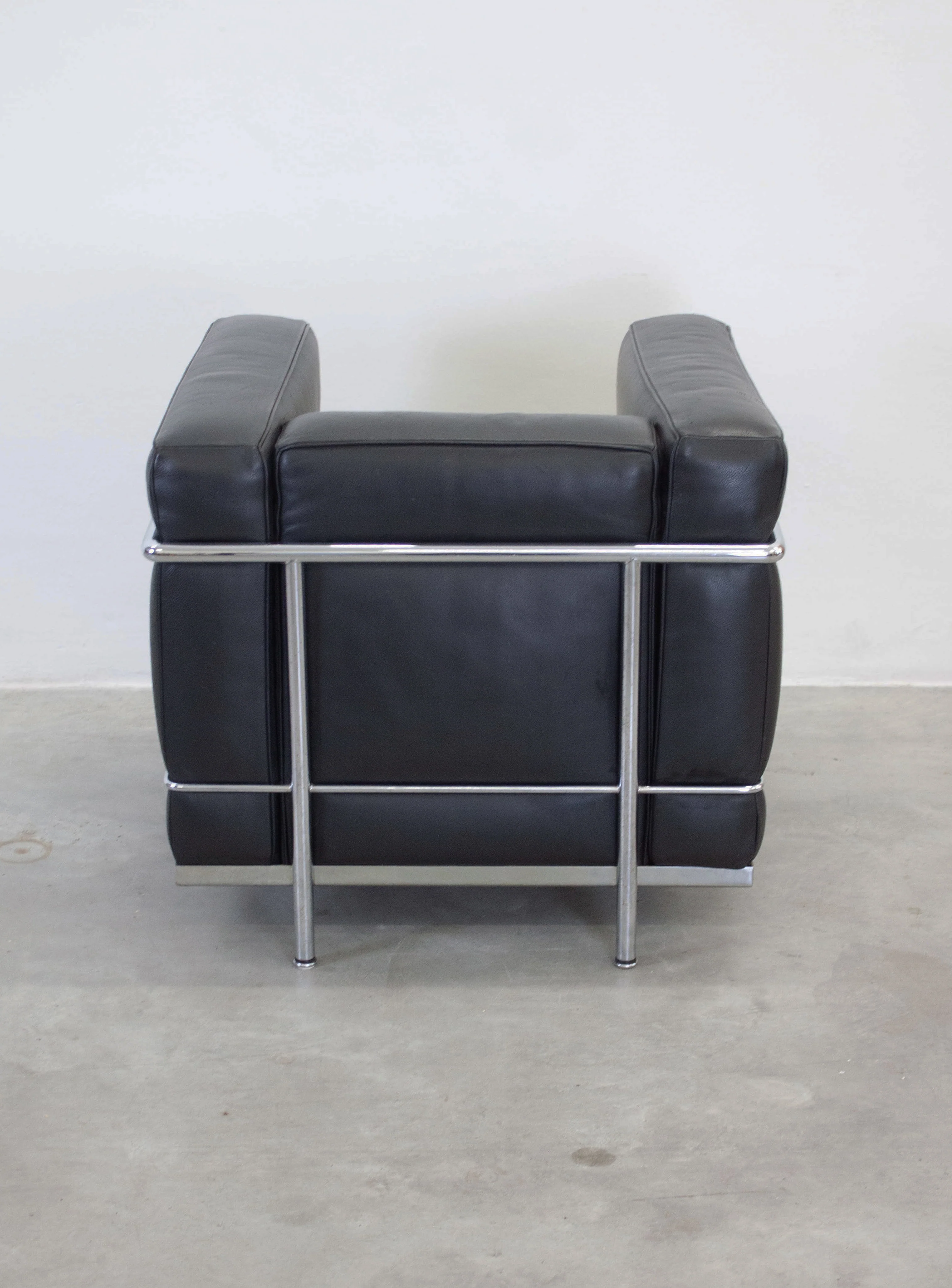 Cassina LC2 Lounge Chair by Le Corbusier (Black) - Image 14