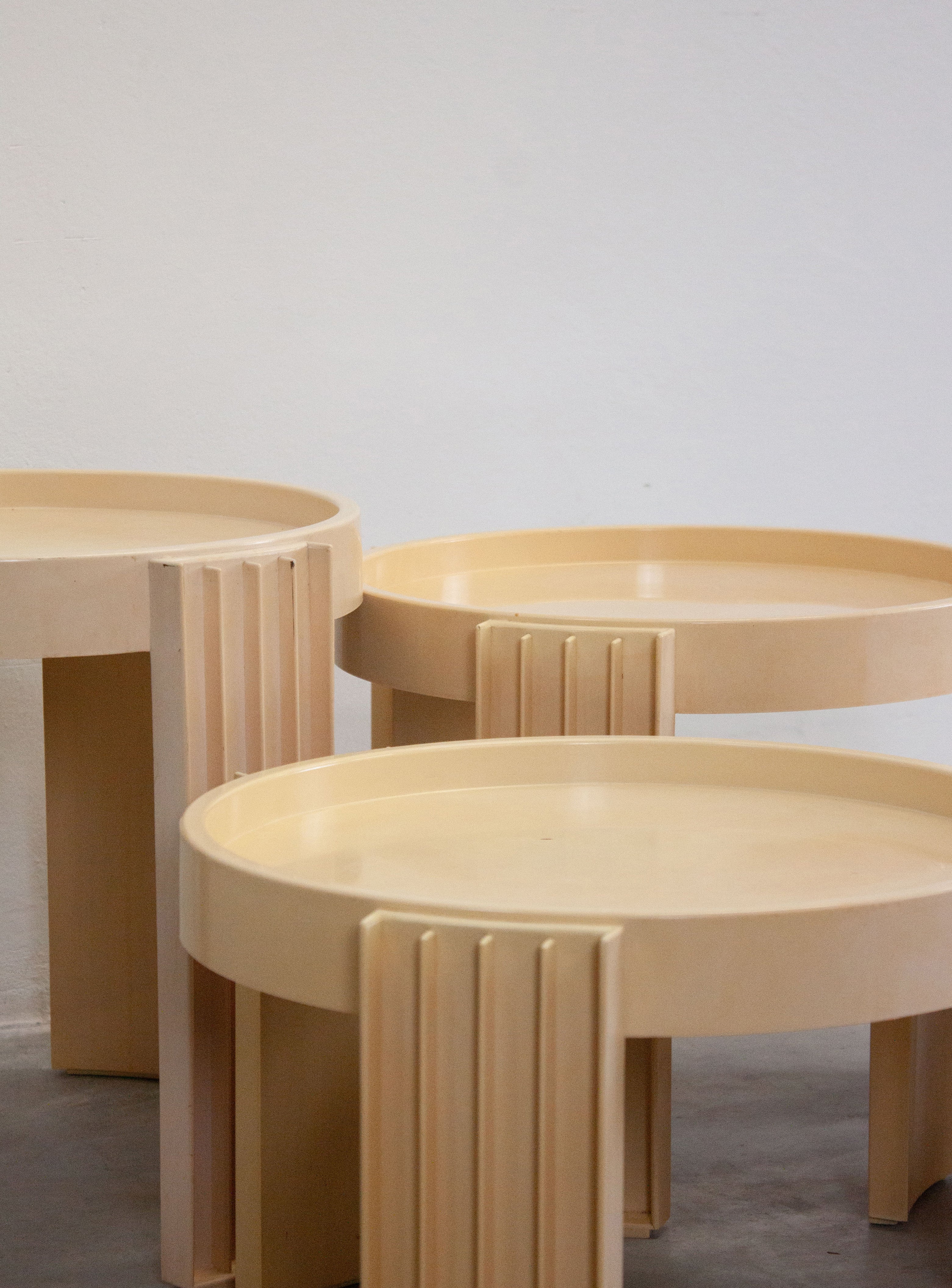 Cassina Marema Nesting Tables by Gianfranco Frattini (Cream) - Image 19