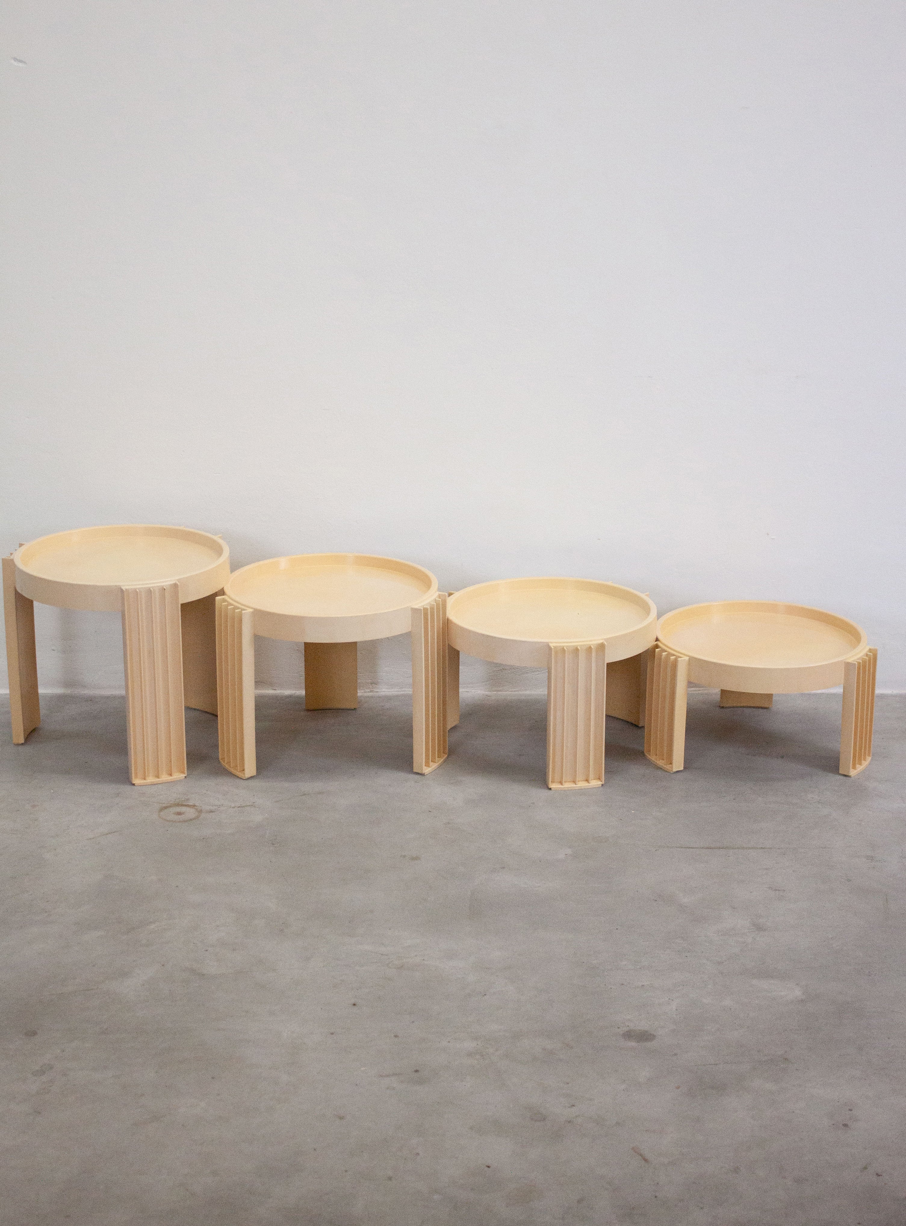 Cassina Marema Nesting Tables by Gianfranco Frattini (Cream) - Image 2