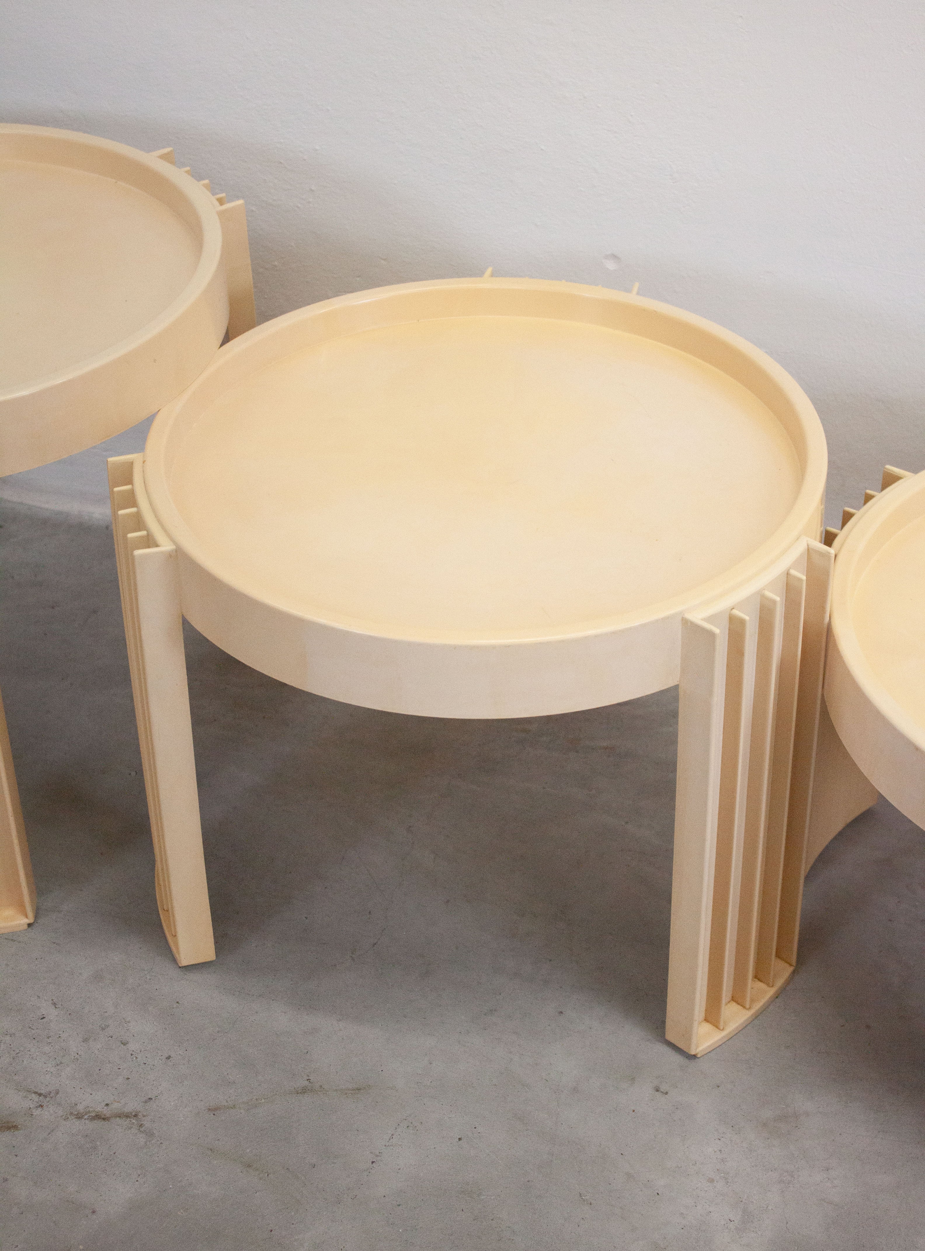 Cassina Marema Nesting Tables by Gianfranco Frattini (Cream) - Image 29