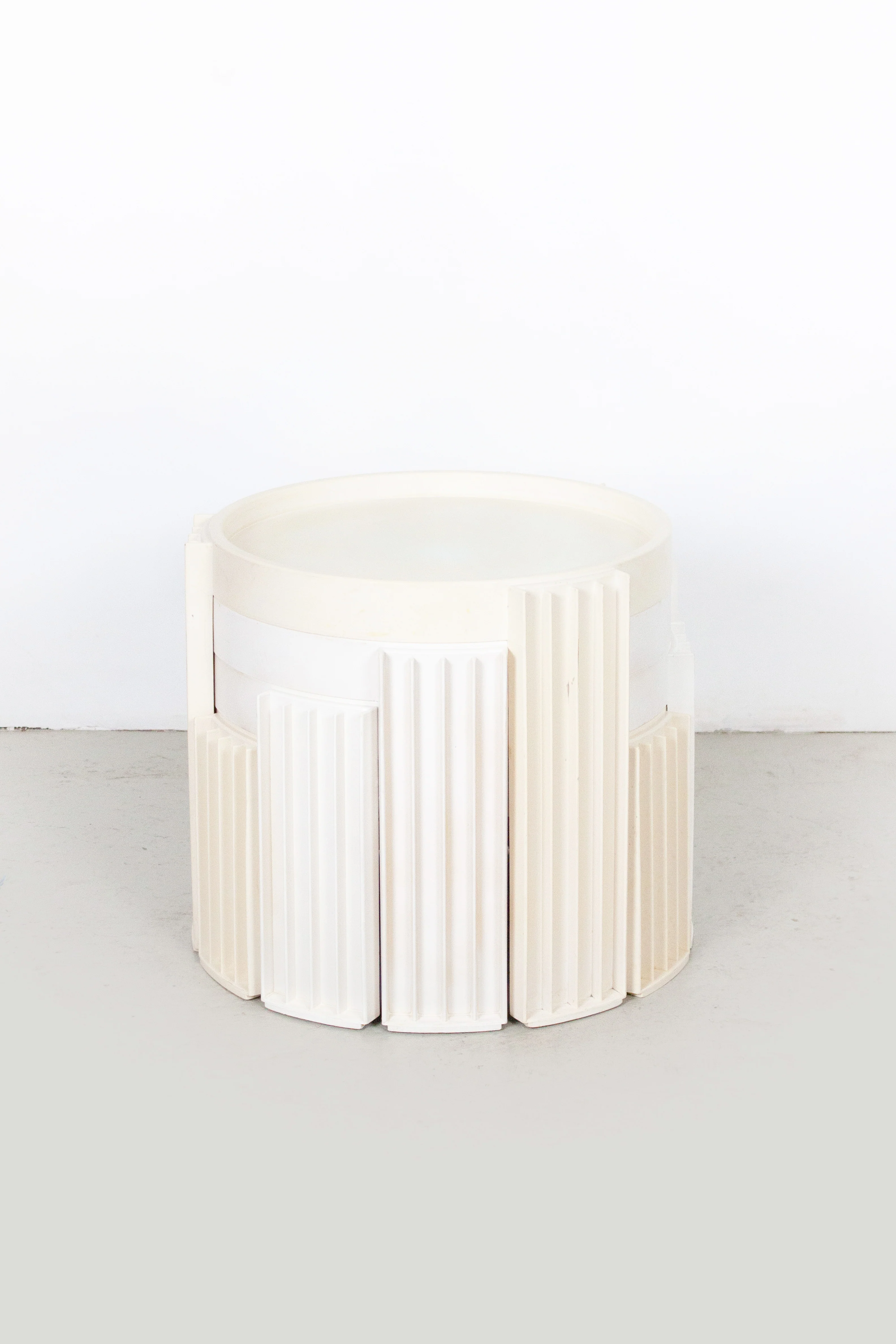 Cassina Marema Nesting Tables by Gianfranco Frattini (White) - Image 14