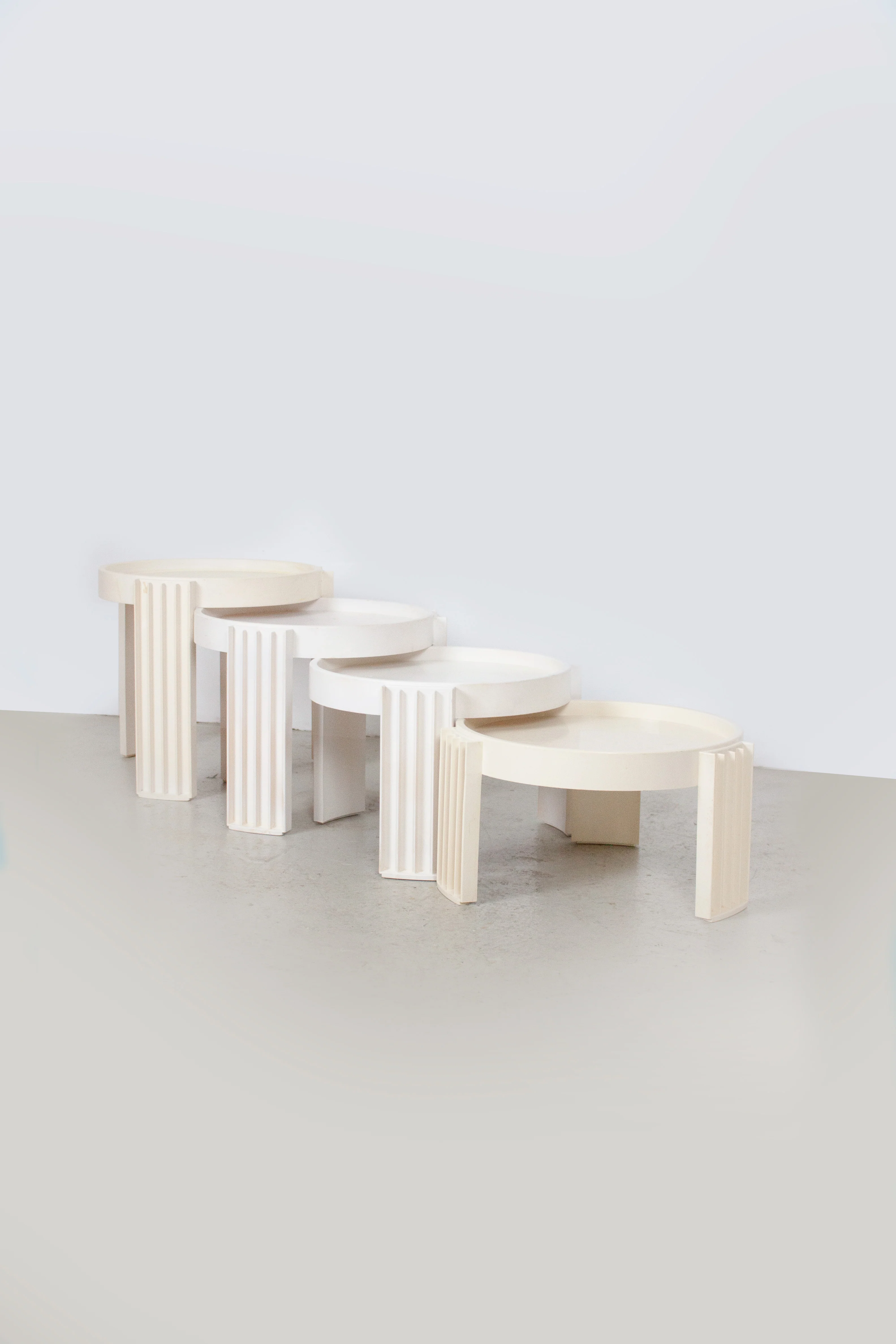 Cassina Marema Nesting Tables by Gianfranco Frattini (White) - Image 4