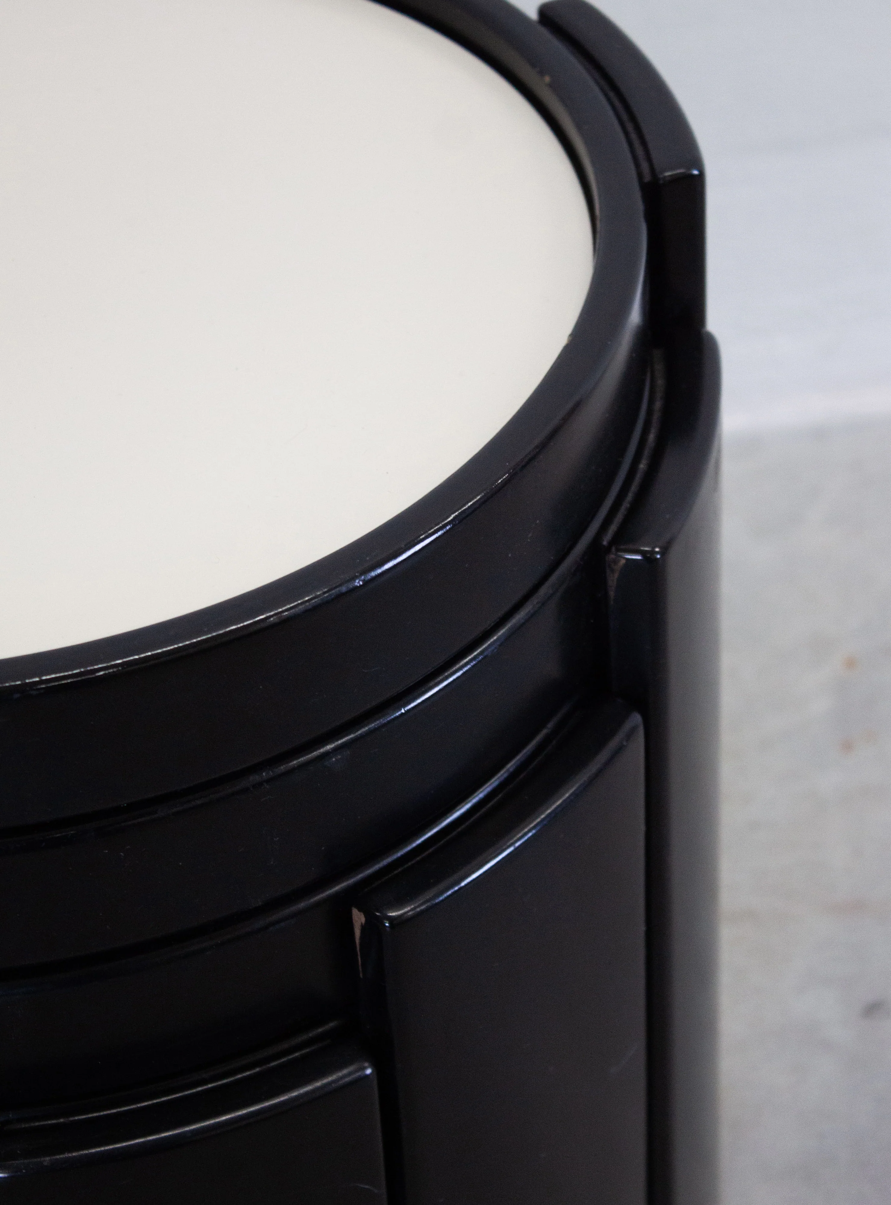 Cassina Nesting Tables by Gianfranco Frattini (Black) - Image 4