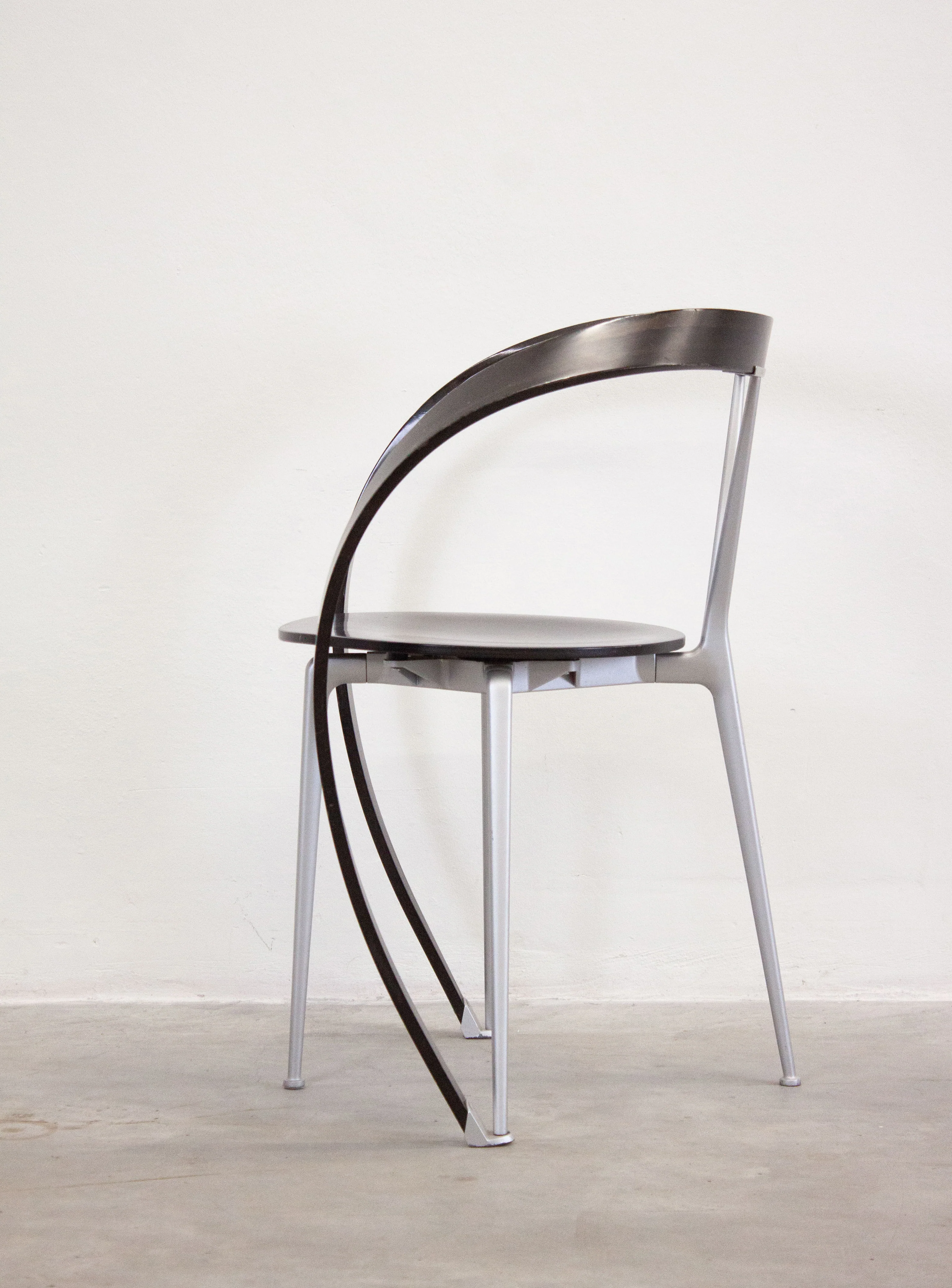 Cassina Revers Chairs by Andrea Branzi (Black) - Image 14