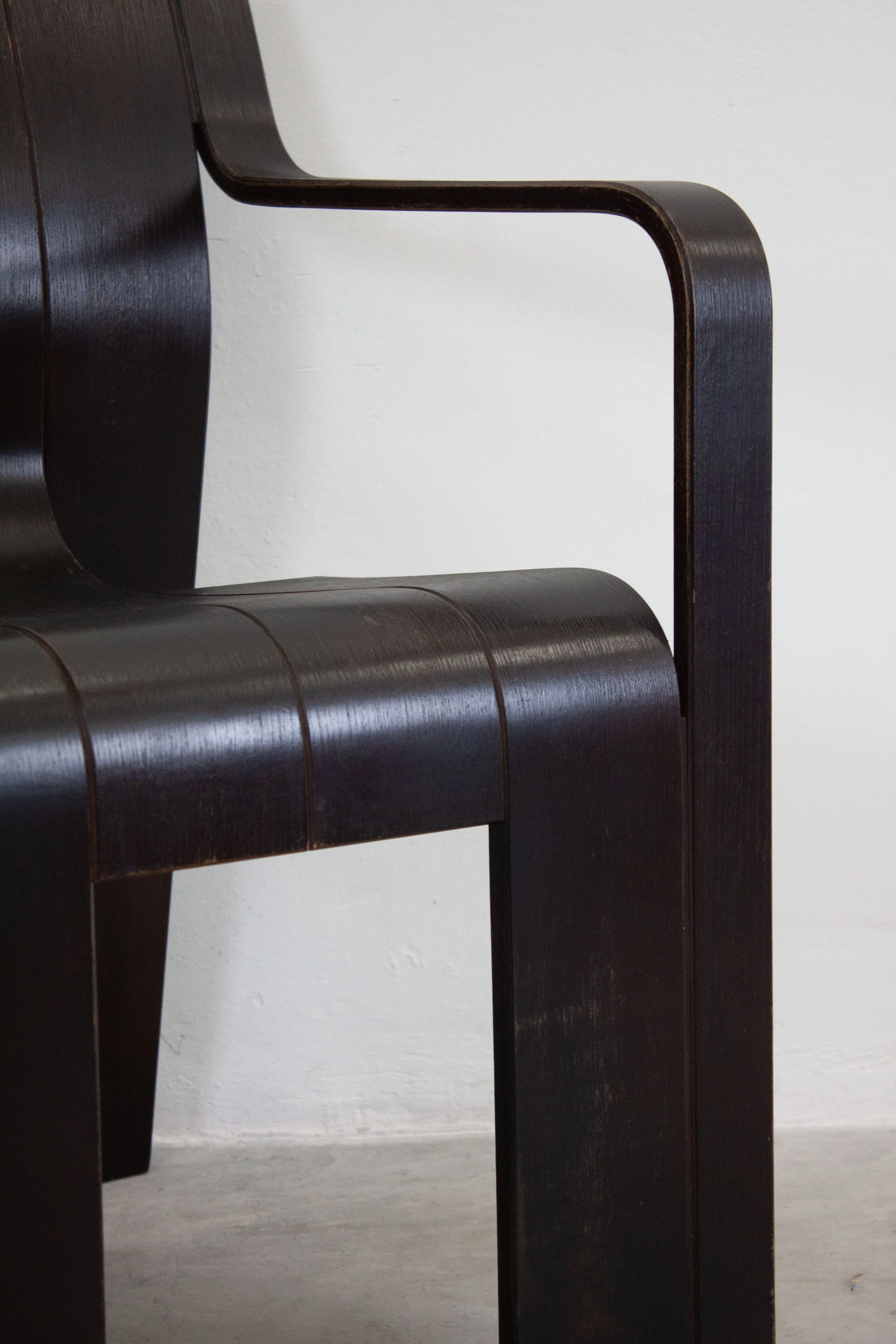 Castelijn Strip Chairs with Armrest by Gijs Bakker (Black) - Image 12