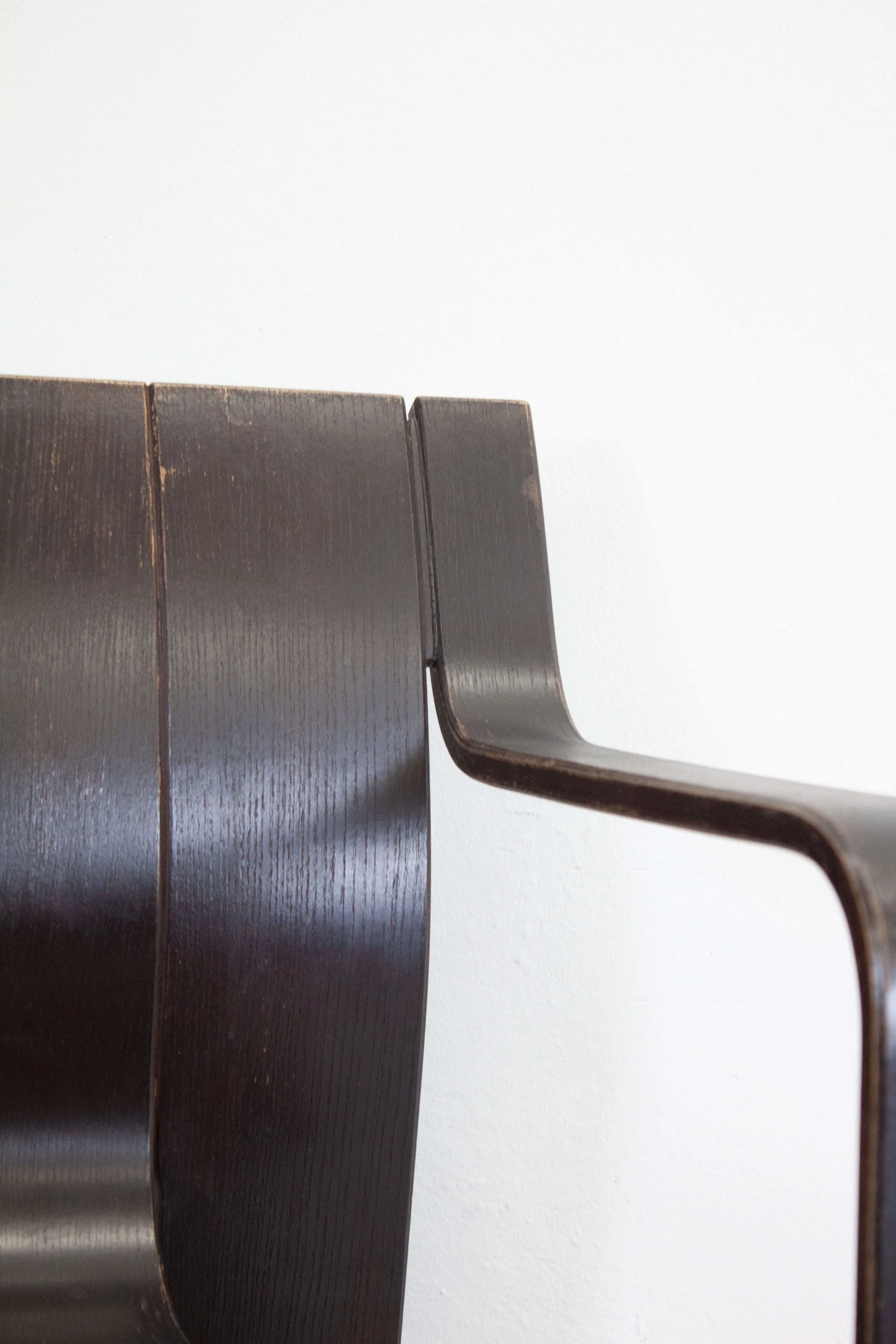 Castelijn Strip Chairs with Armrest by Gijs Bakker (Black) - Image 15
