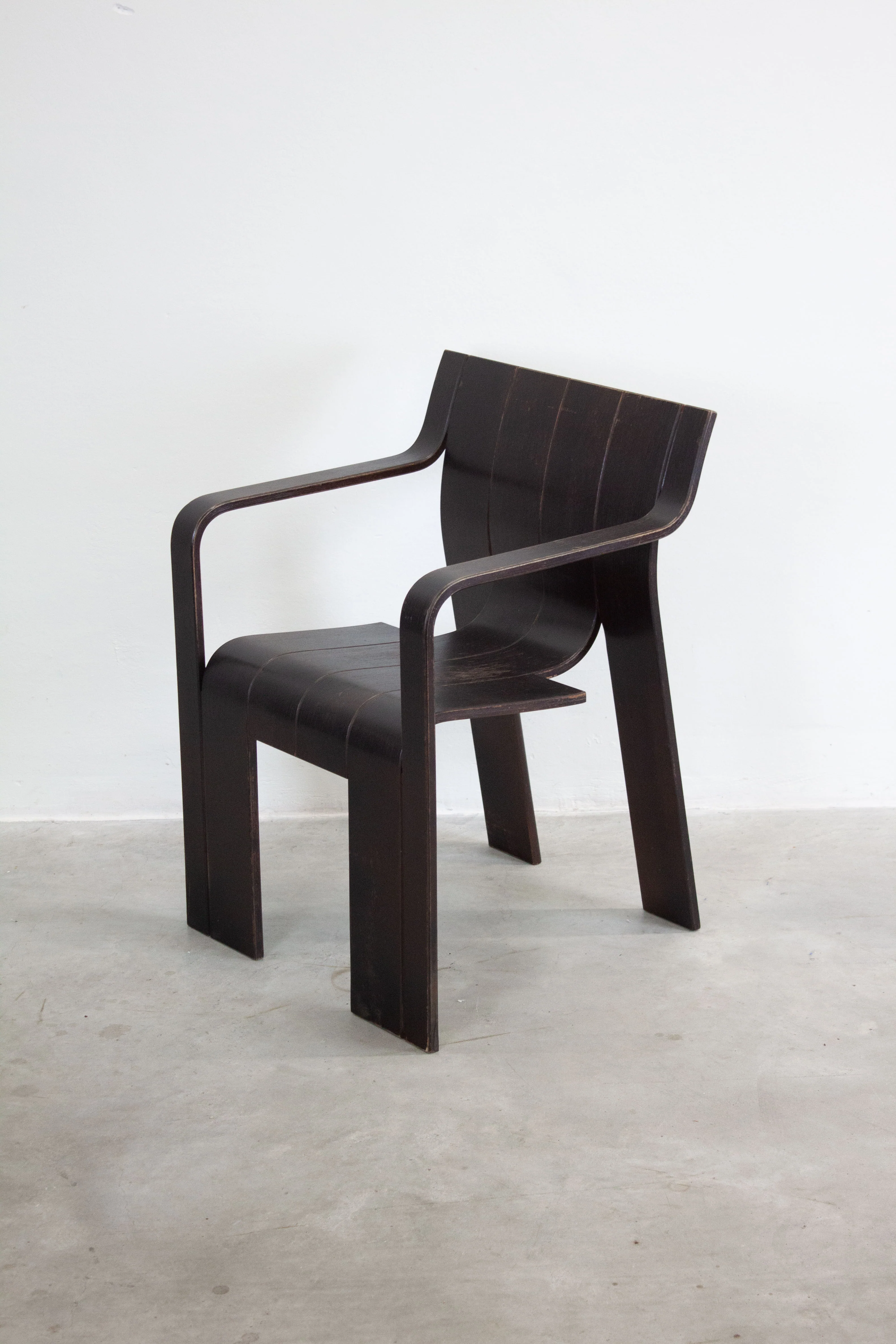Castelijn Strip Chairs with Armrest by Gijs Bakker (Black) - Image 6