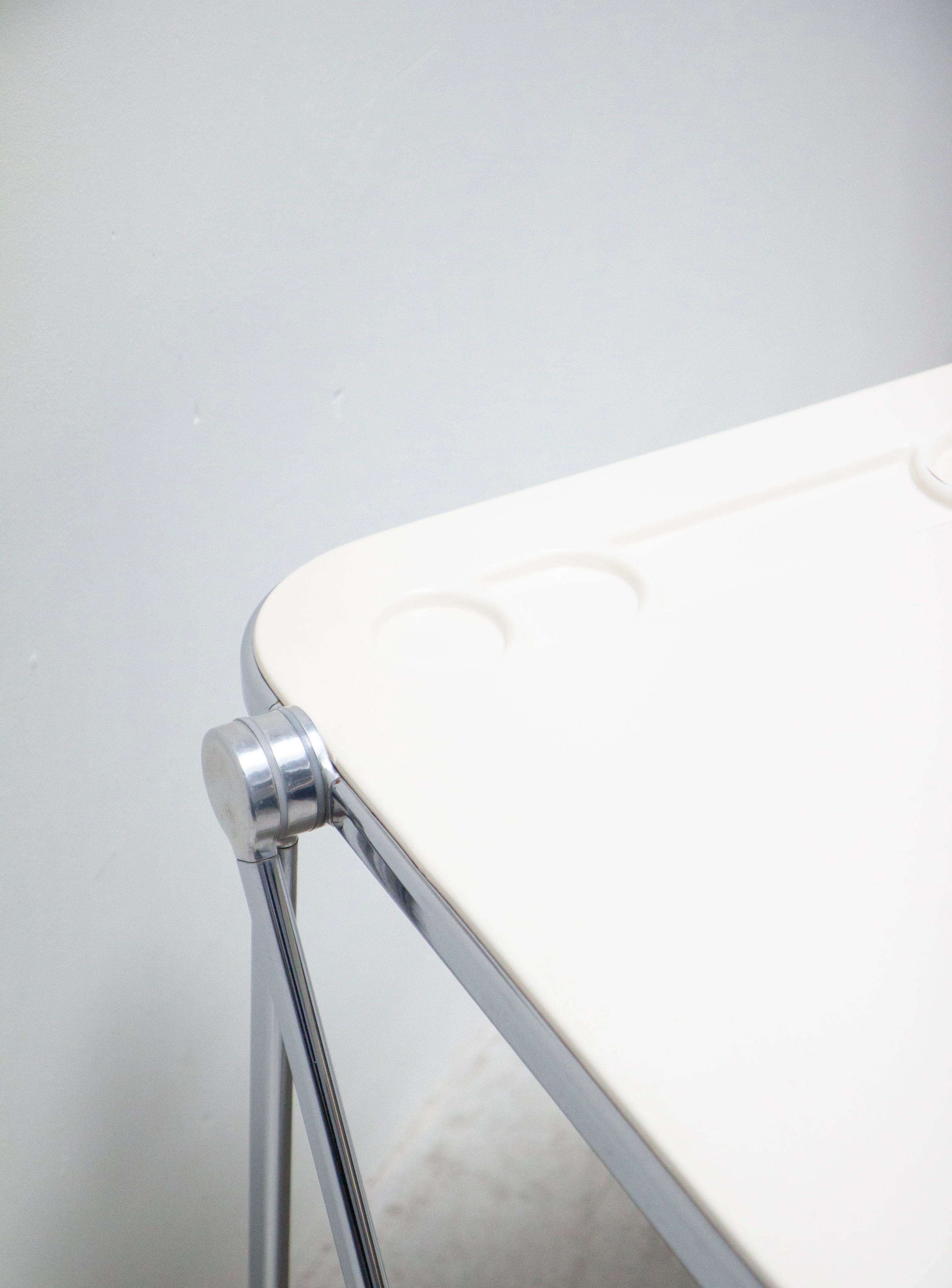 Castelli Platone Desk by Giancarlo Piretti (White) - Image 11