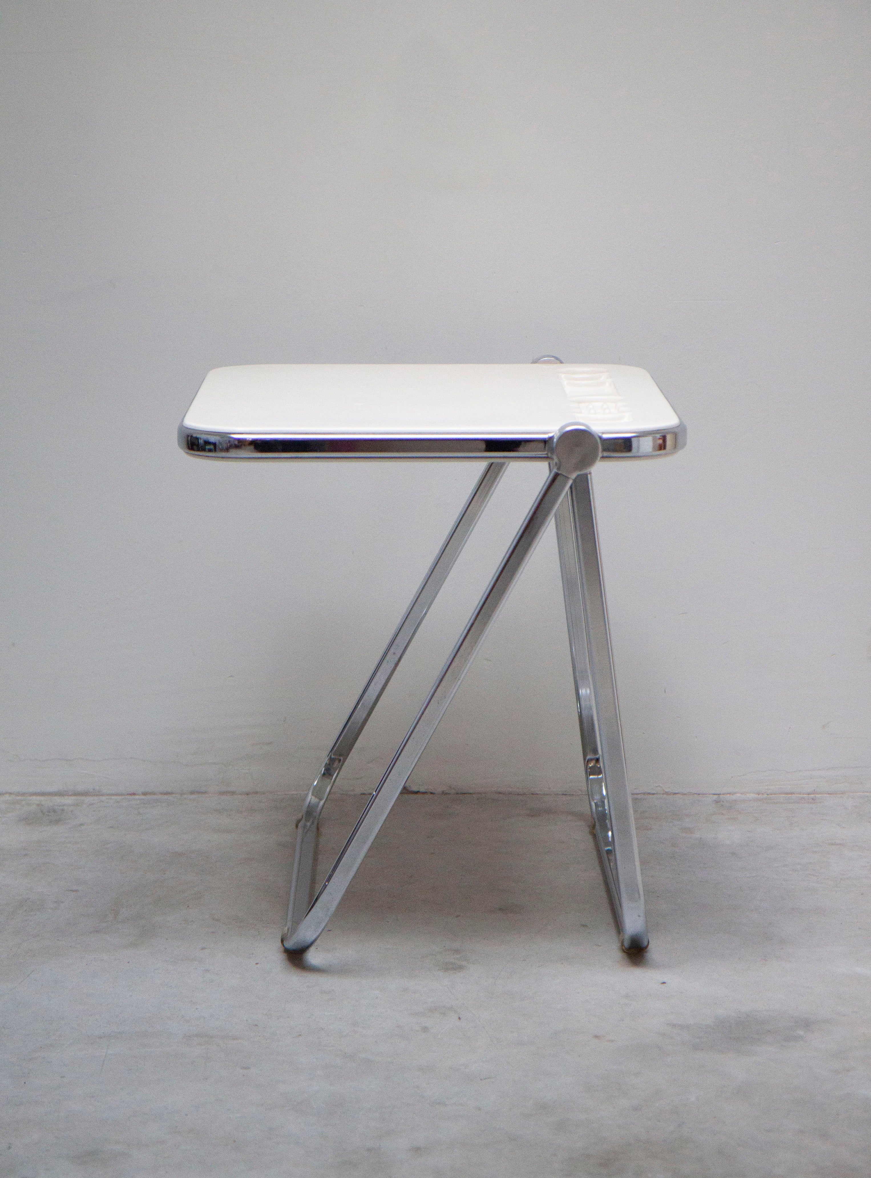 Castelli Platone Desk by Giancarlo Piretti (White) - Image 3
