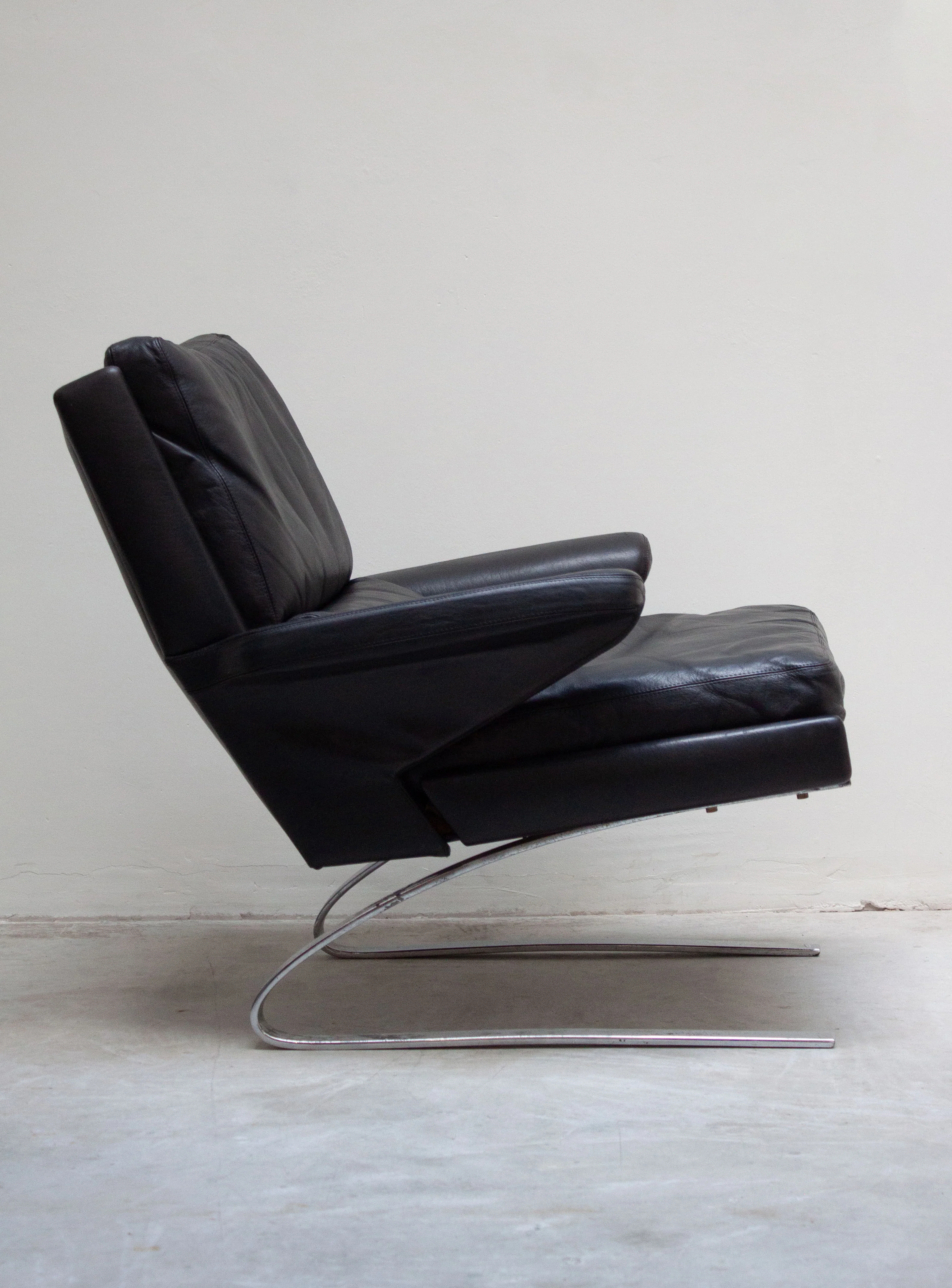 COR Swing Lounge Chair by Reinhold Adolf and Hans-Jürgen Schräpfer (Black) - Image 12