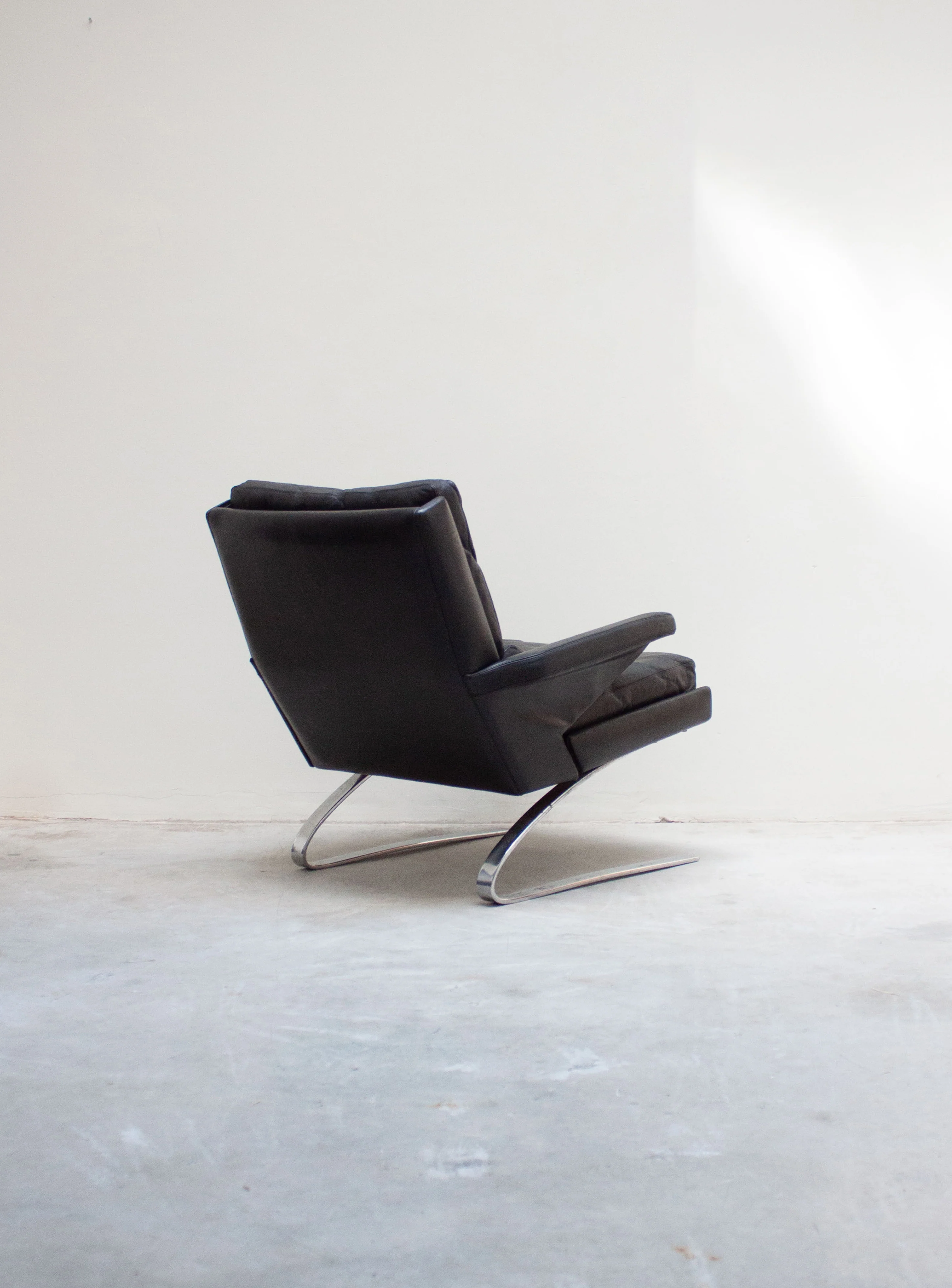 COR Swing Lounge Chair by Reinhold Adolf and Hans-Jürgen Schräpfer (Black) - Image 14