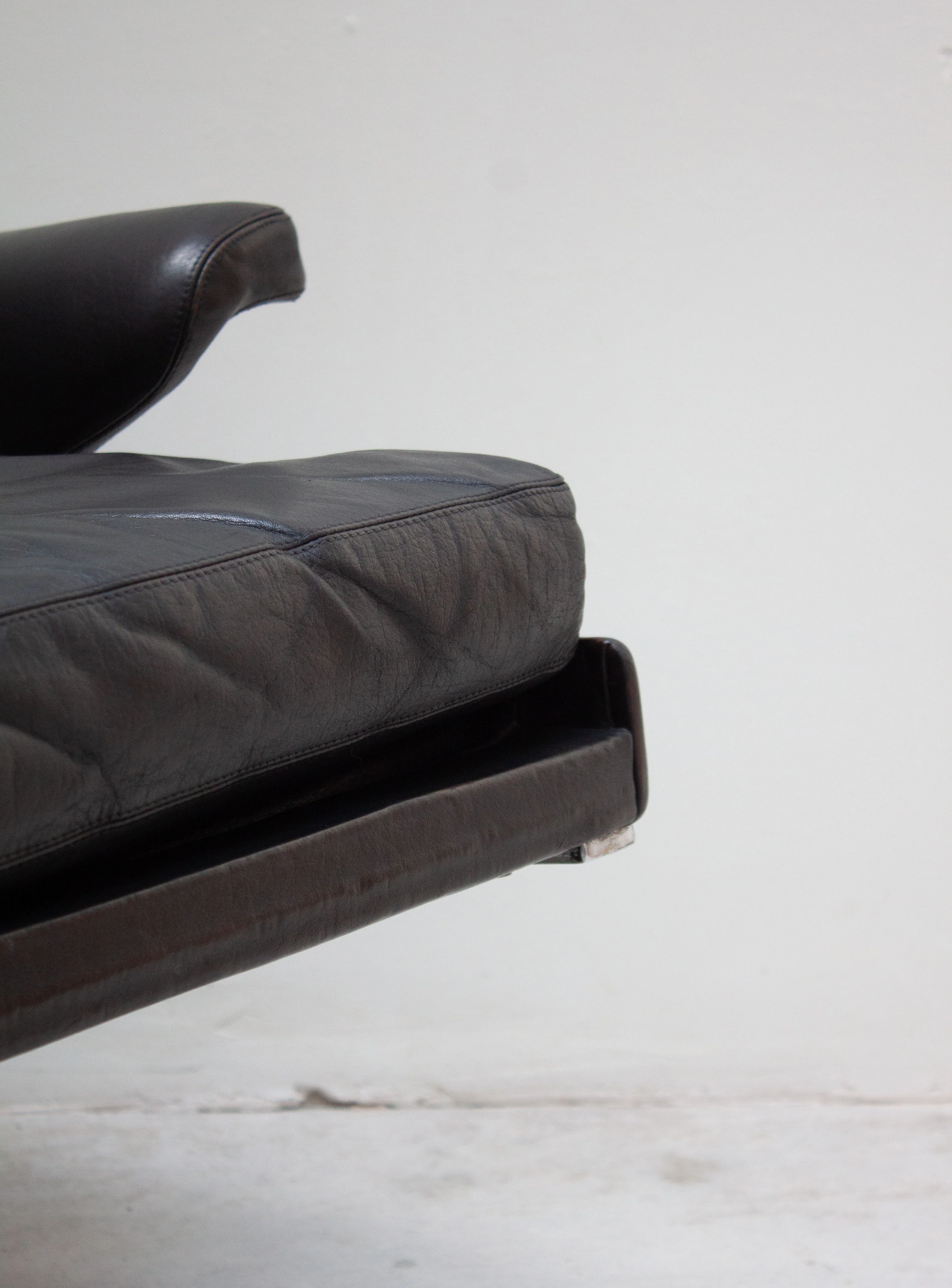 COR Swing Lounge Chair by Reinhold Adolf and Hans-Jürgen Schräpfer (Black) - Image 28