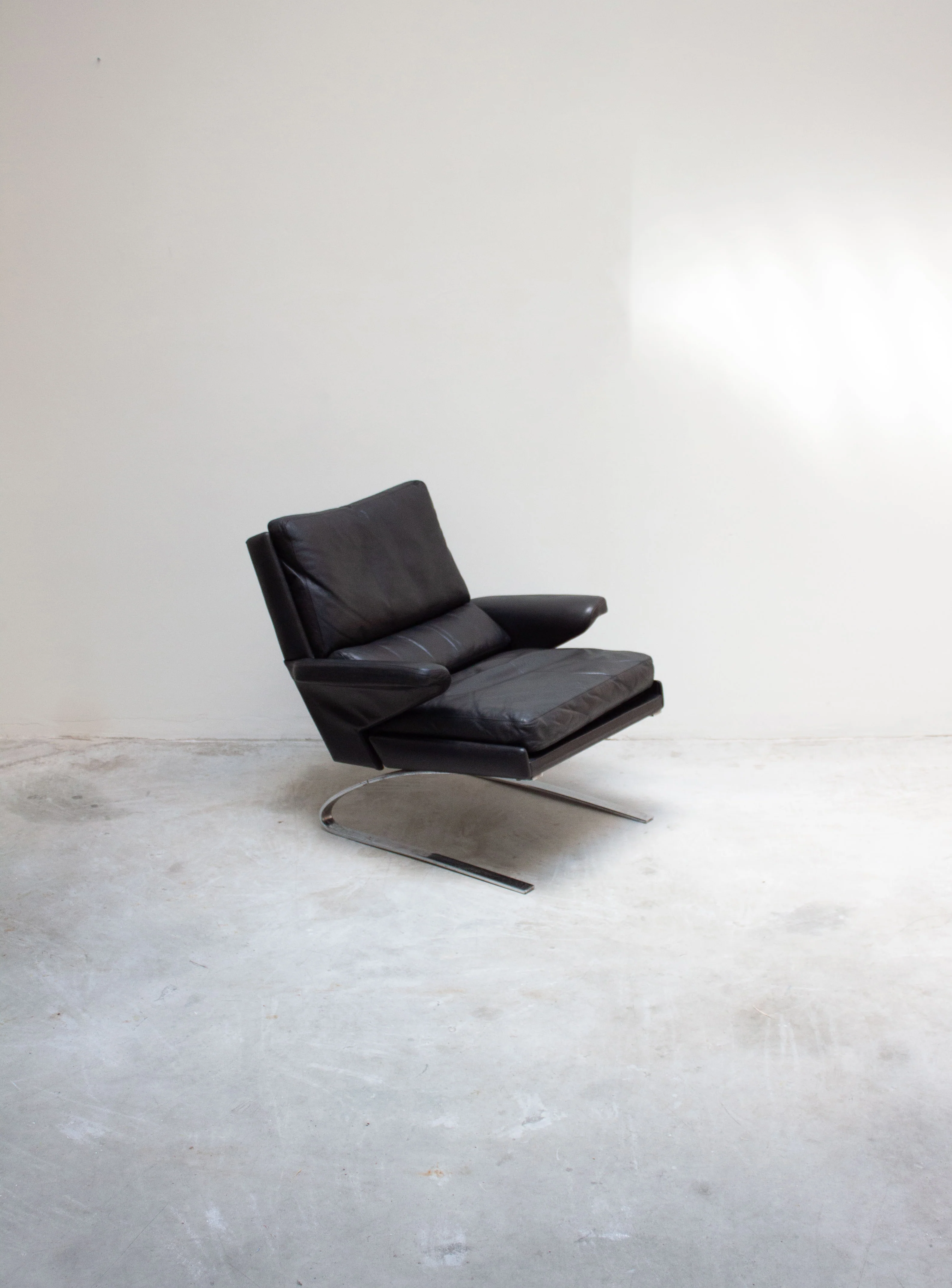 COR Swing Lounge Chair by Reinhold Adolf and Hans-Jürgen Schräpfer (Black) - Image 3