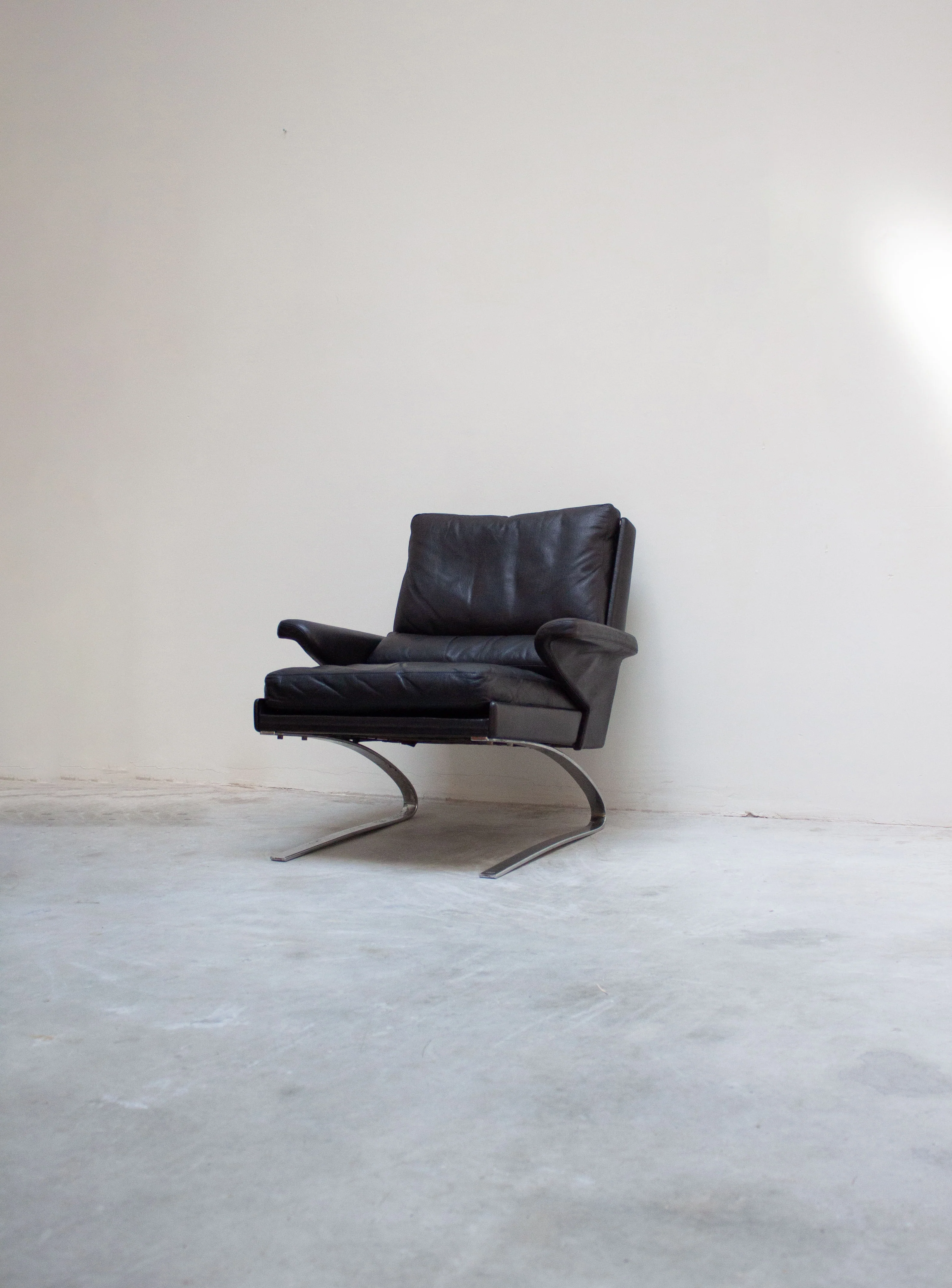 COR Swing Lounge Chair by Reinhold Adolf and Hans-Jürgen Schräpfer (Black) - Image 6
