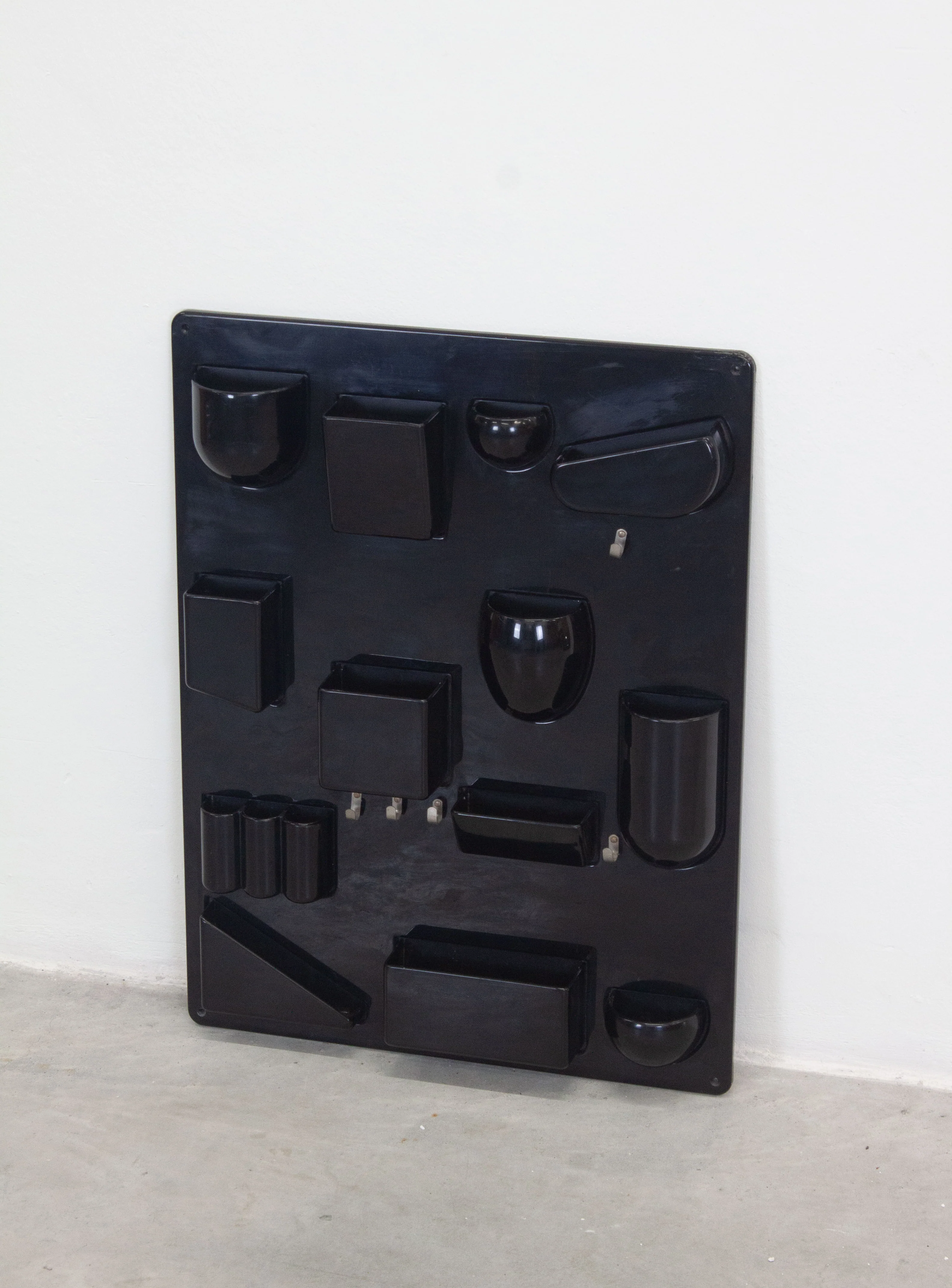 Design M Uten Silo II by Dorothee Maurer-Becker (Black) - Image 10