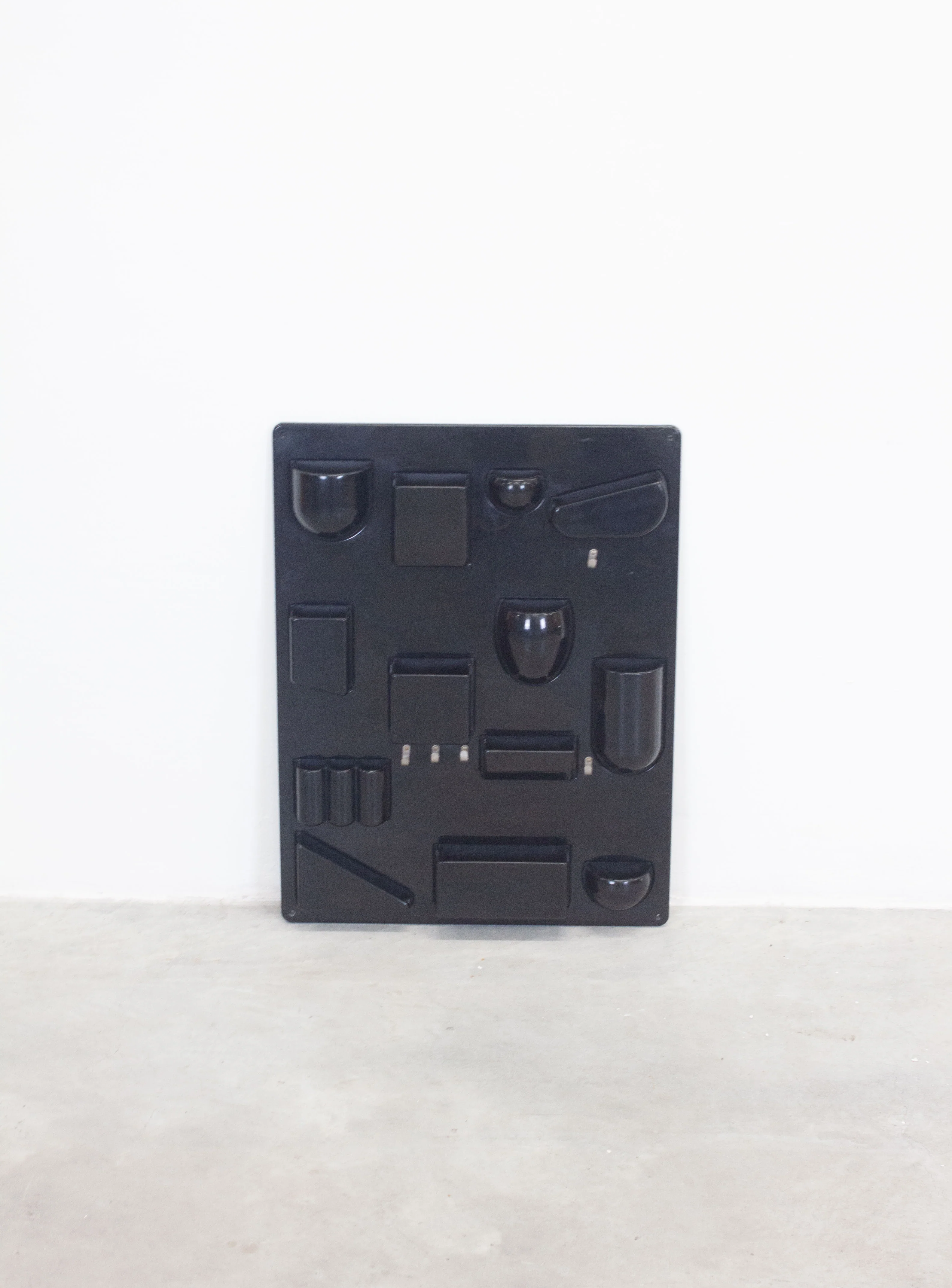 Design M Uten Silo II by Dorothee Maurer-Becker (Black) - Image 14