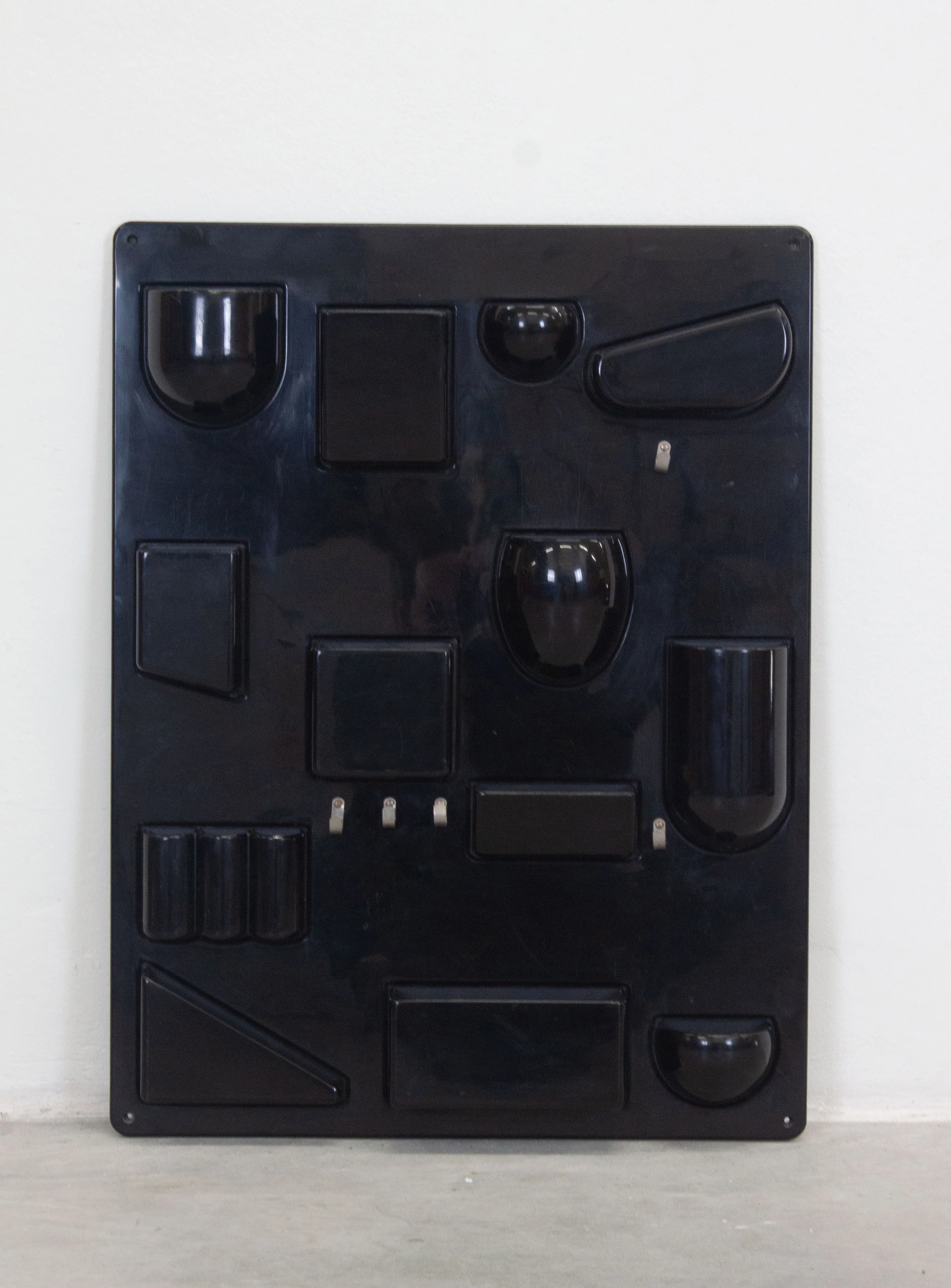 Design M Uten Silo II by Dorothee Maurer-Becker (Black) - Image 9