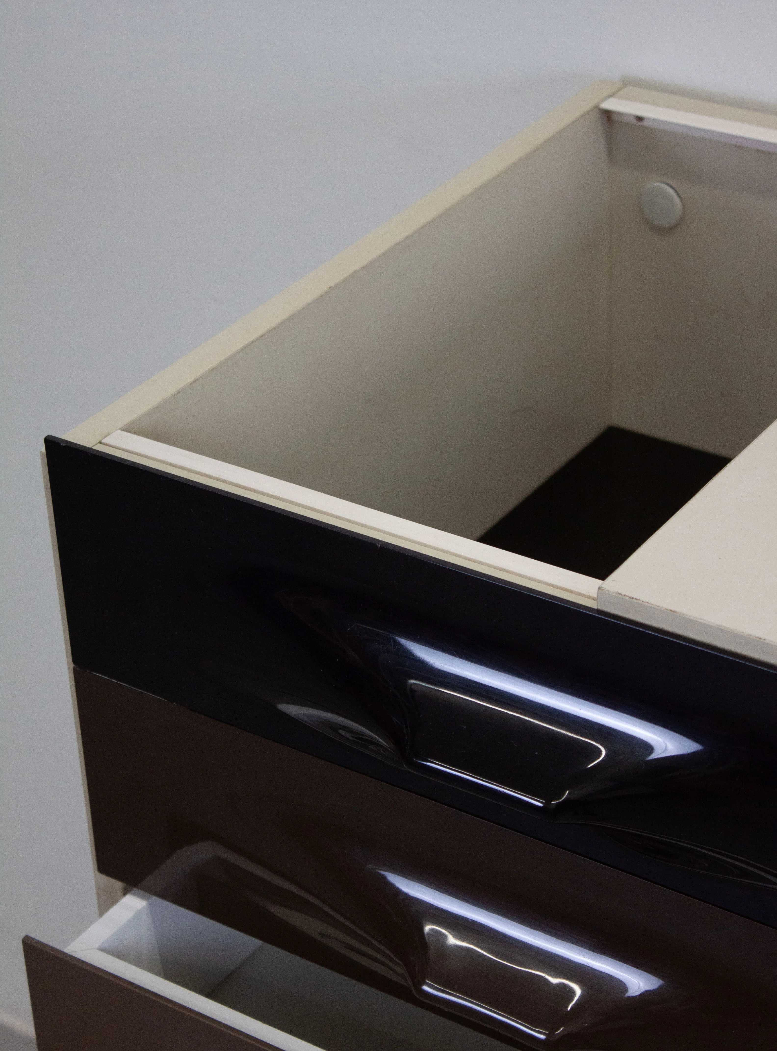 Doubinsky Frères DF2000 Bar Cabinet by Raymond Loewy - Image 20