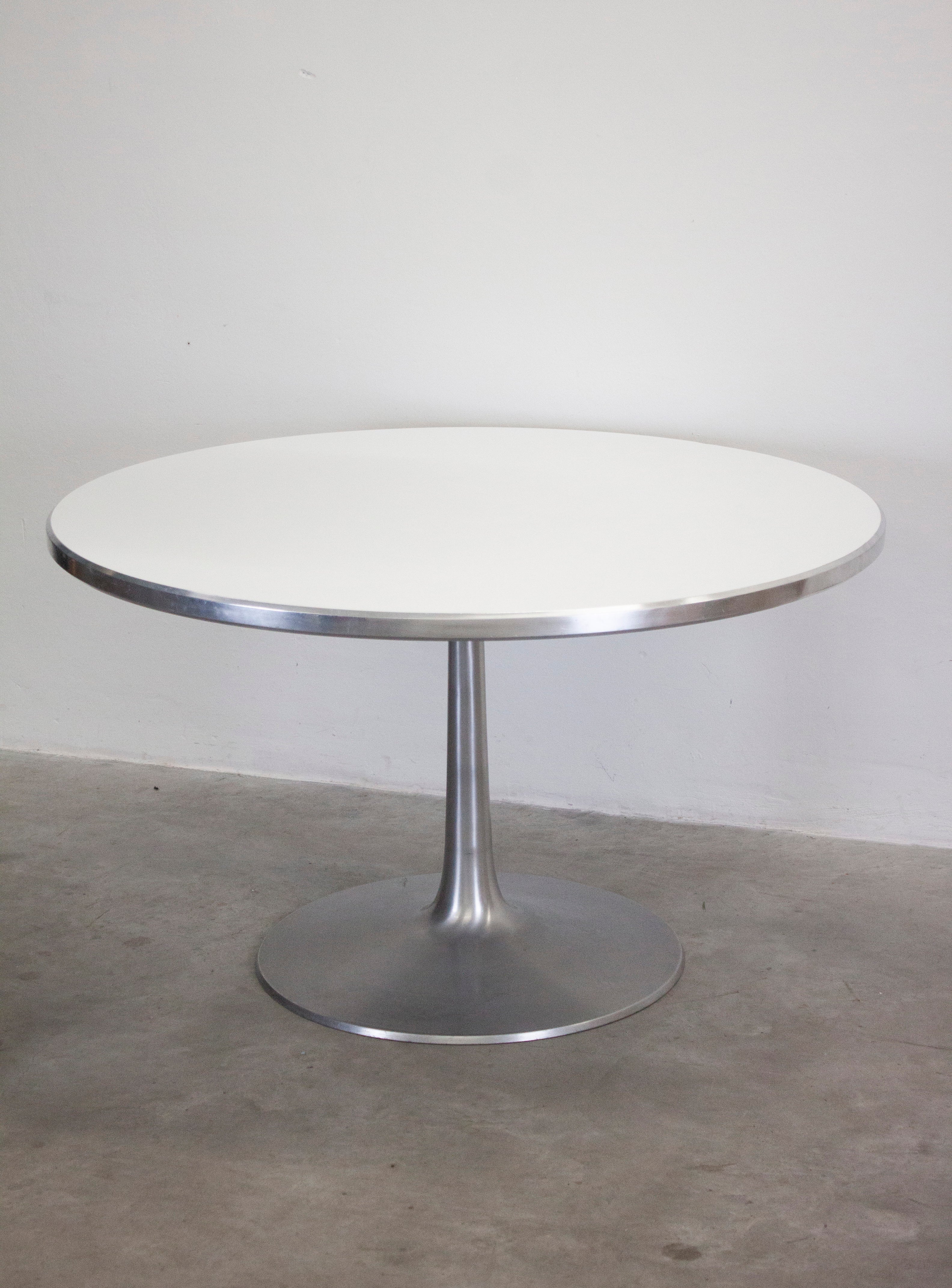 France & Son Tulip Dining Table by Poul Cadovius (White) - Image 5