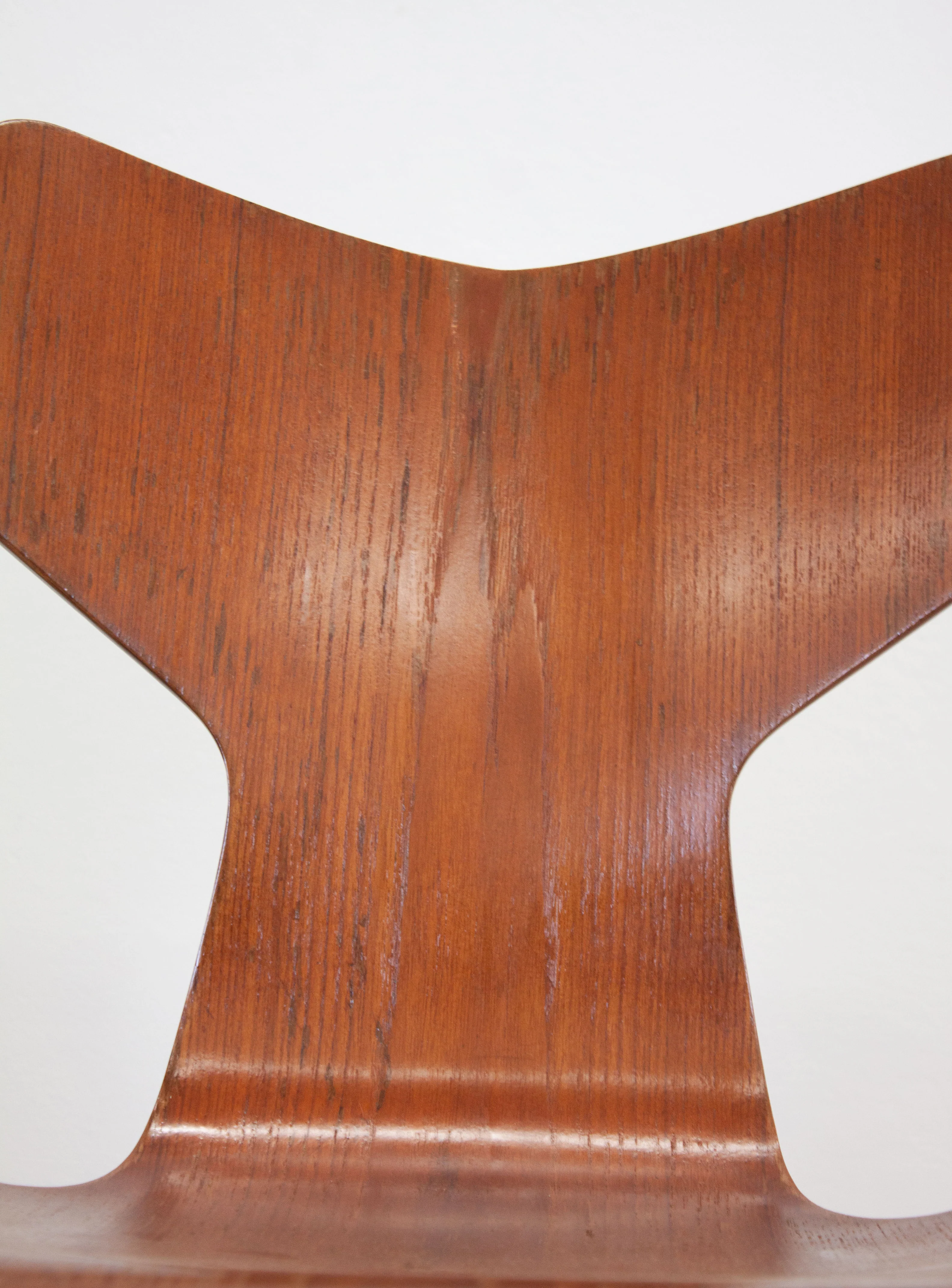 Fritz Hansen Grand Prix Dining Chair by Arne Jacobsen - Image 16