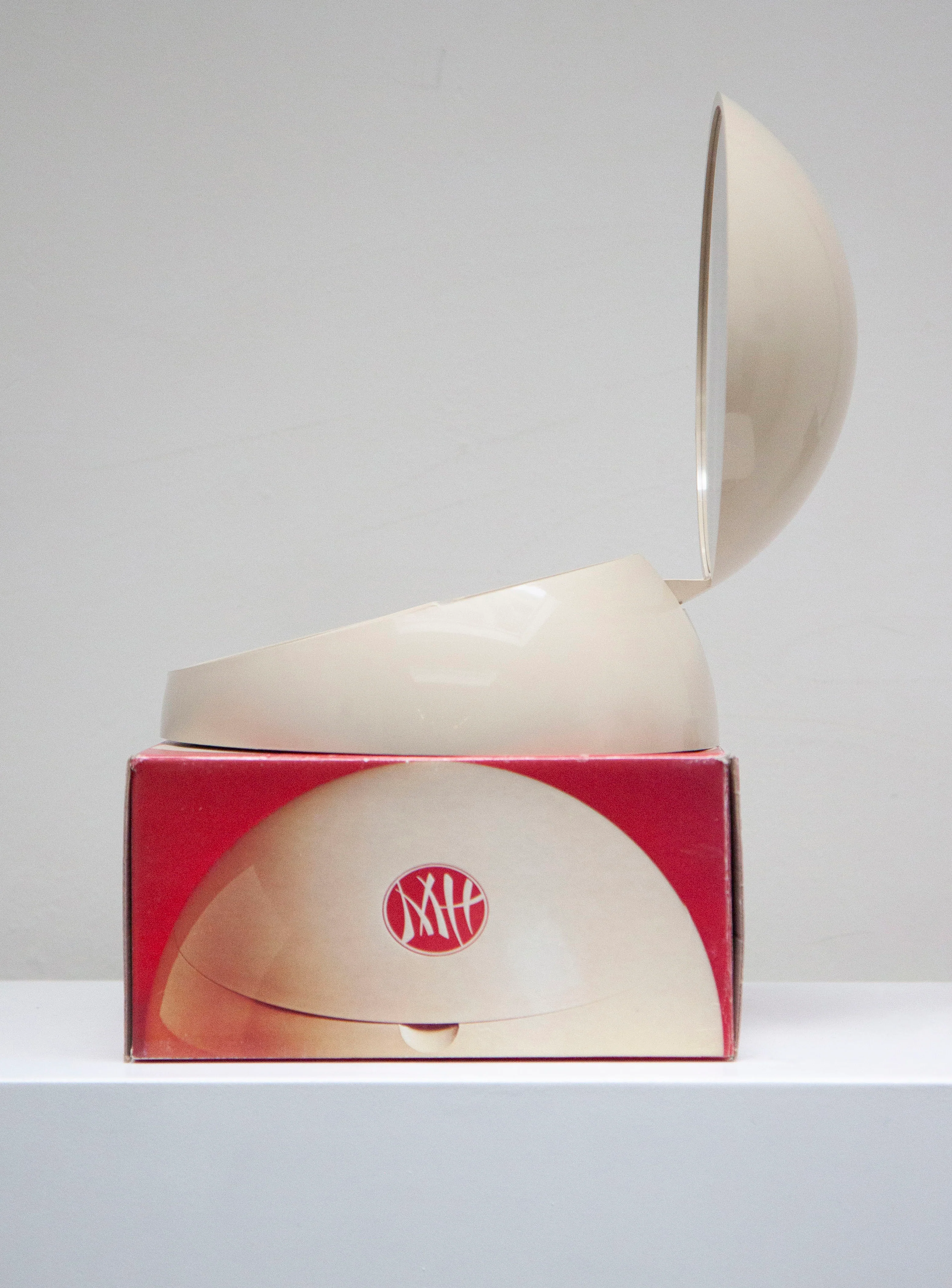 Gedy Roberta Vanity Set by Makio Hasuike for Avon - Image 3