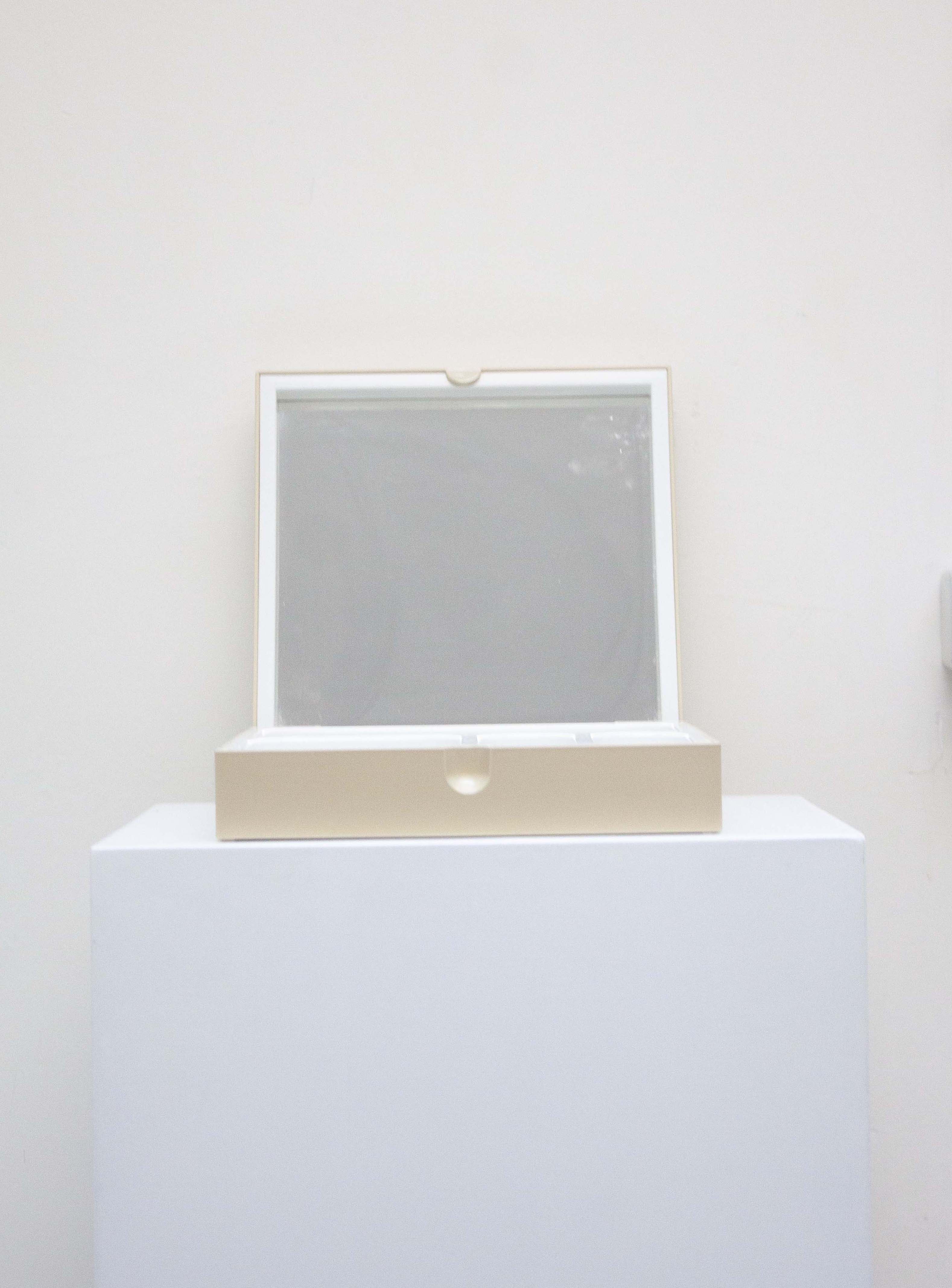 Gedy Vanity Box with Mirror by Makio Hasuike (Beige) - Image 4