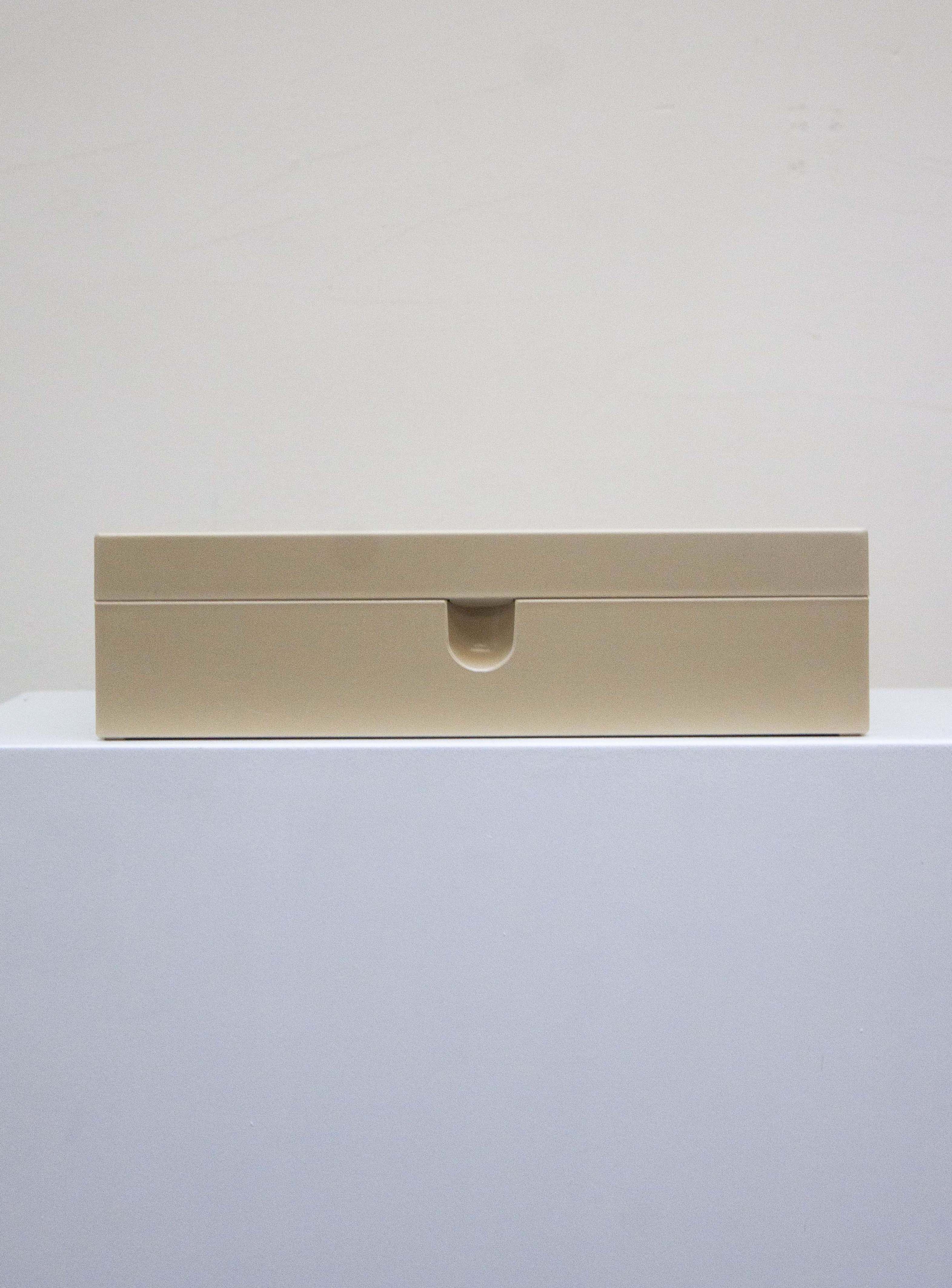 Gedy Vanity Box with Mirror by Makio Hasuike (Beige) - Image 6