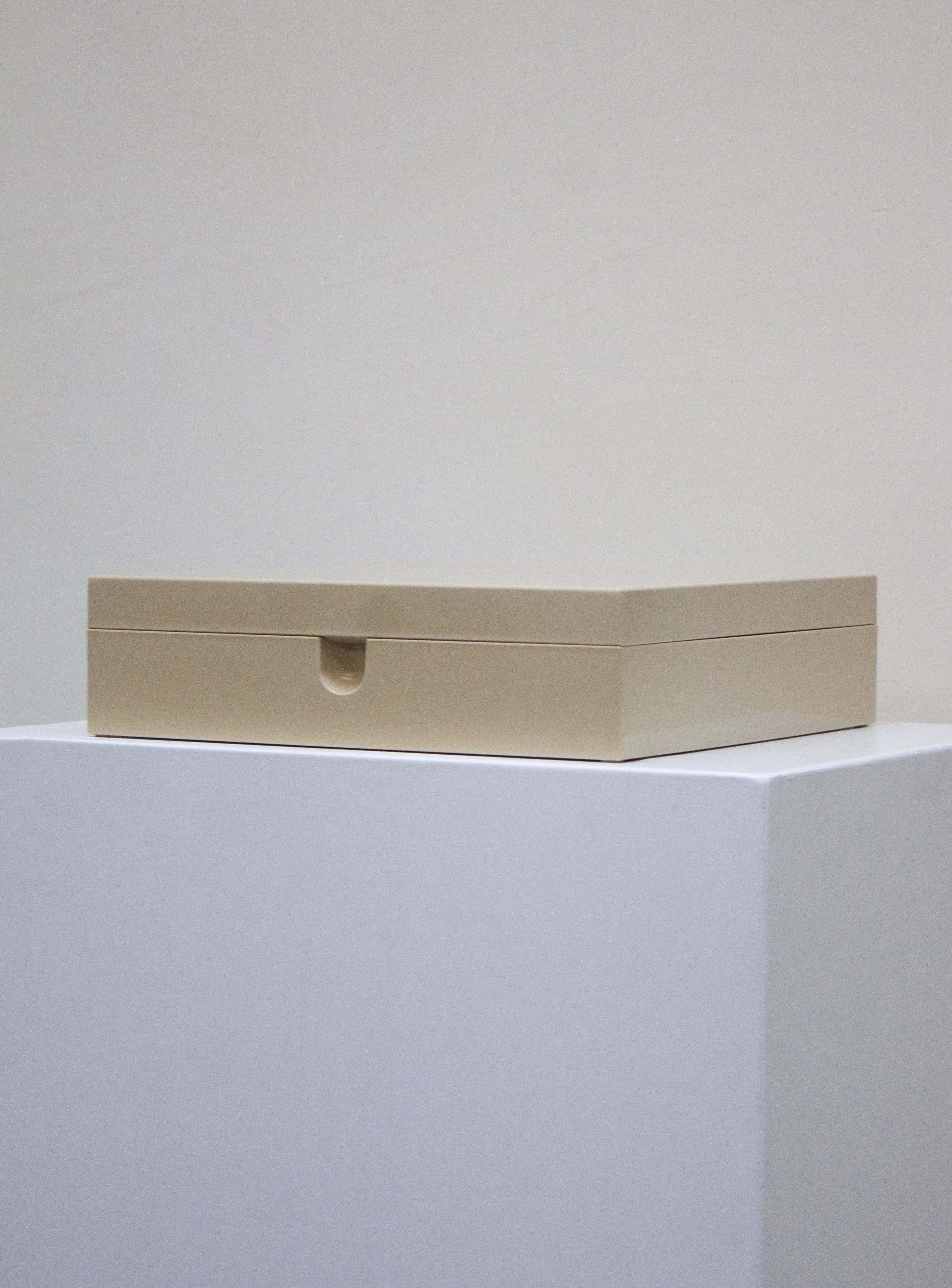 Gedy Vanity Box with Mirror by Makio Hasuike (Beige) - Image 8